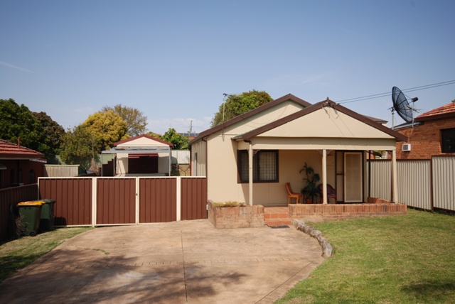 44, MERRYLANDS, New South Wales
