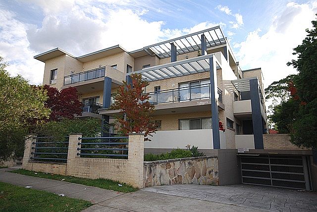 2/73-75, GUILDFORD, New South Wales