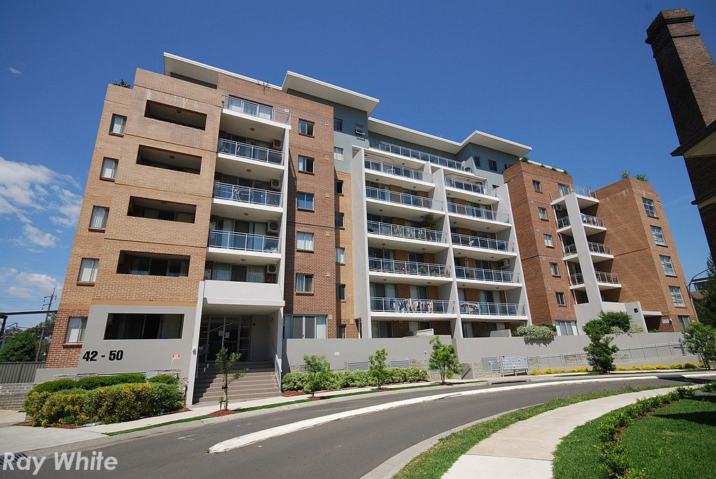 B401/42-50, HOLROYD, New South Wales