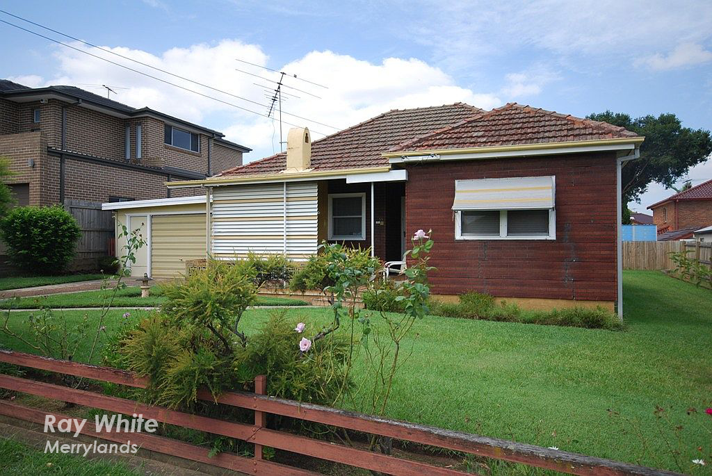 33, MERRYLANDS, New South Wales