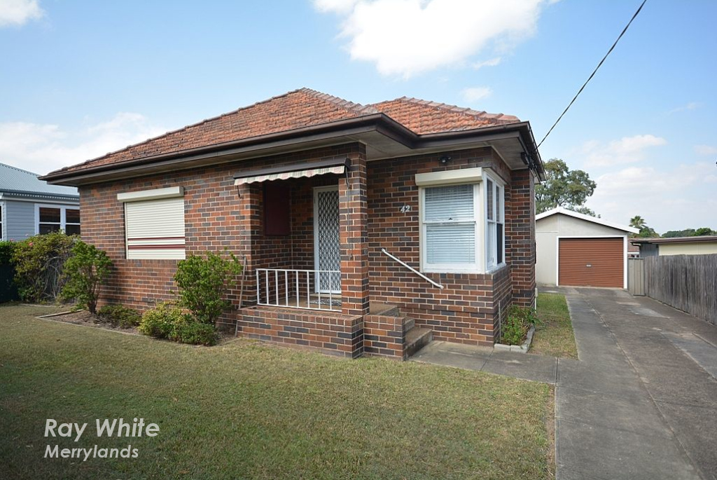 42, MERRYLANDS, New South Wales
