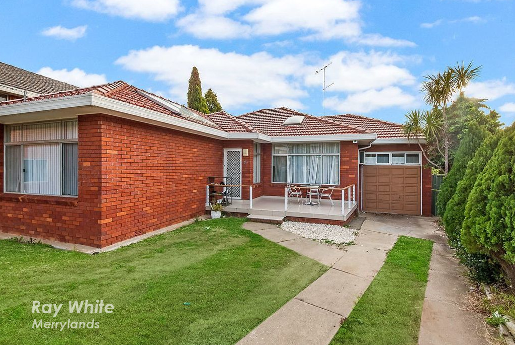 42, MERRYLANDS, New South Wales