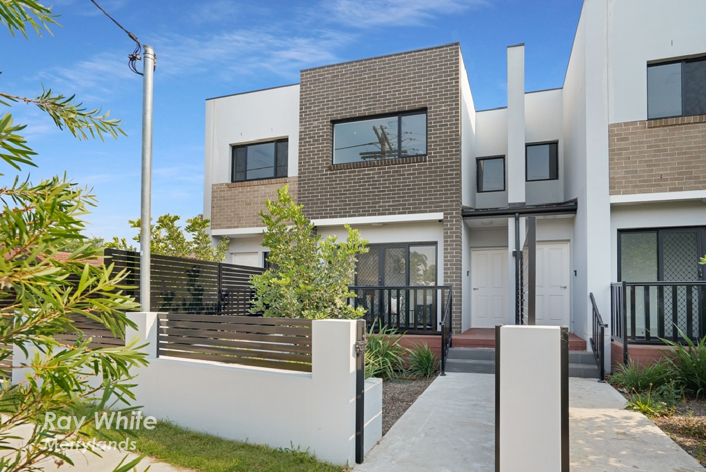 2/17, MERRYLANDS, New South Wales