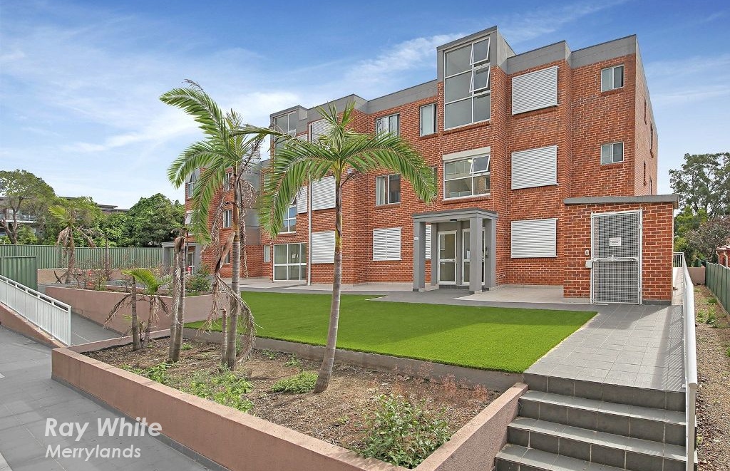8/518 - 522, GUILDFORD, New South Wales