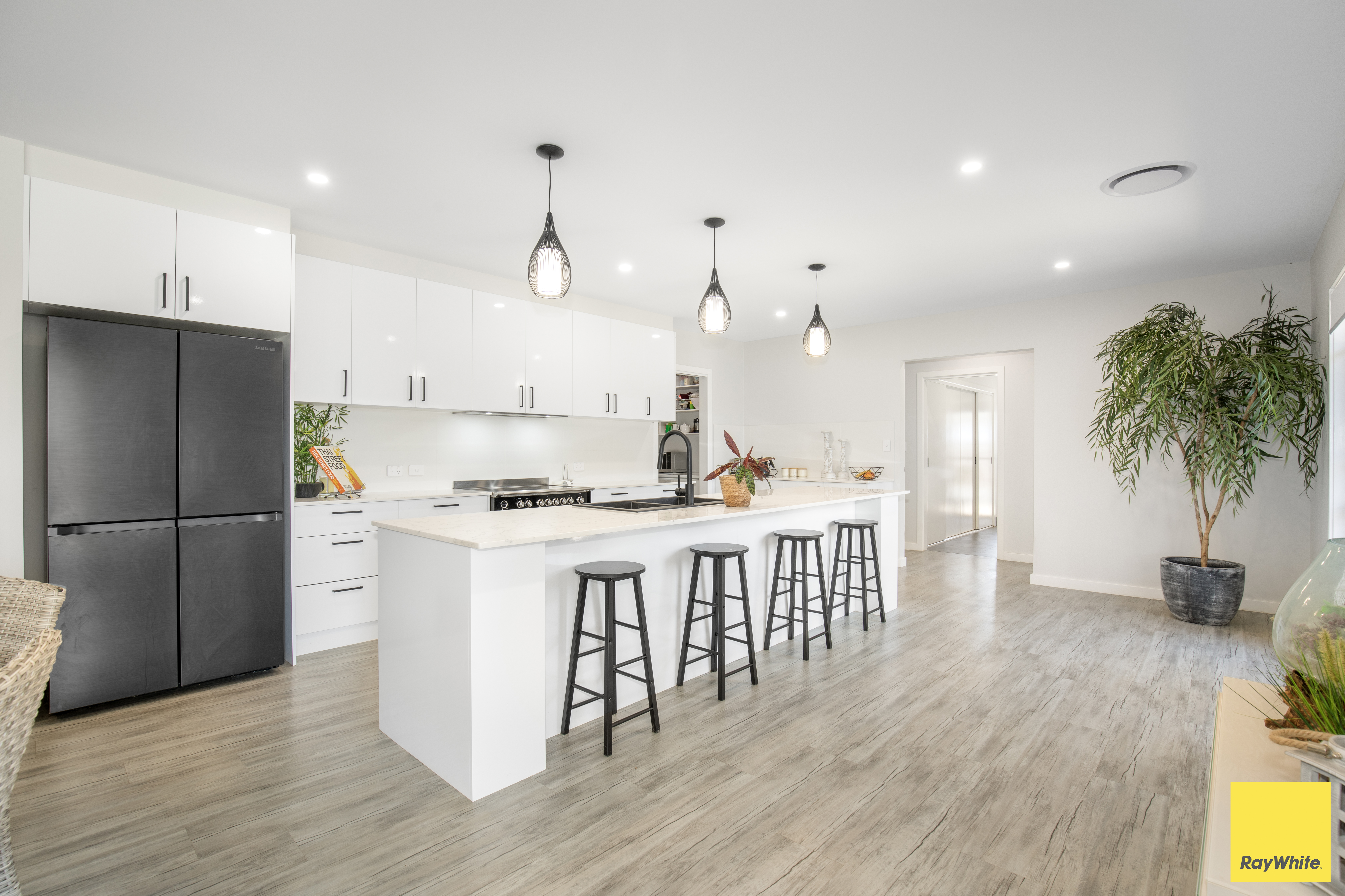 Farm For Sale - NSW - Inverell - 2360 - Executive Excellence on 2.5 Acres: The Complete Lifestyle Package 