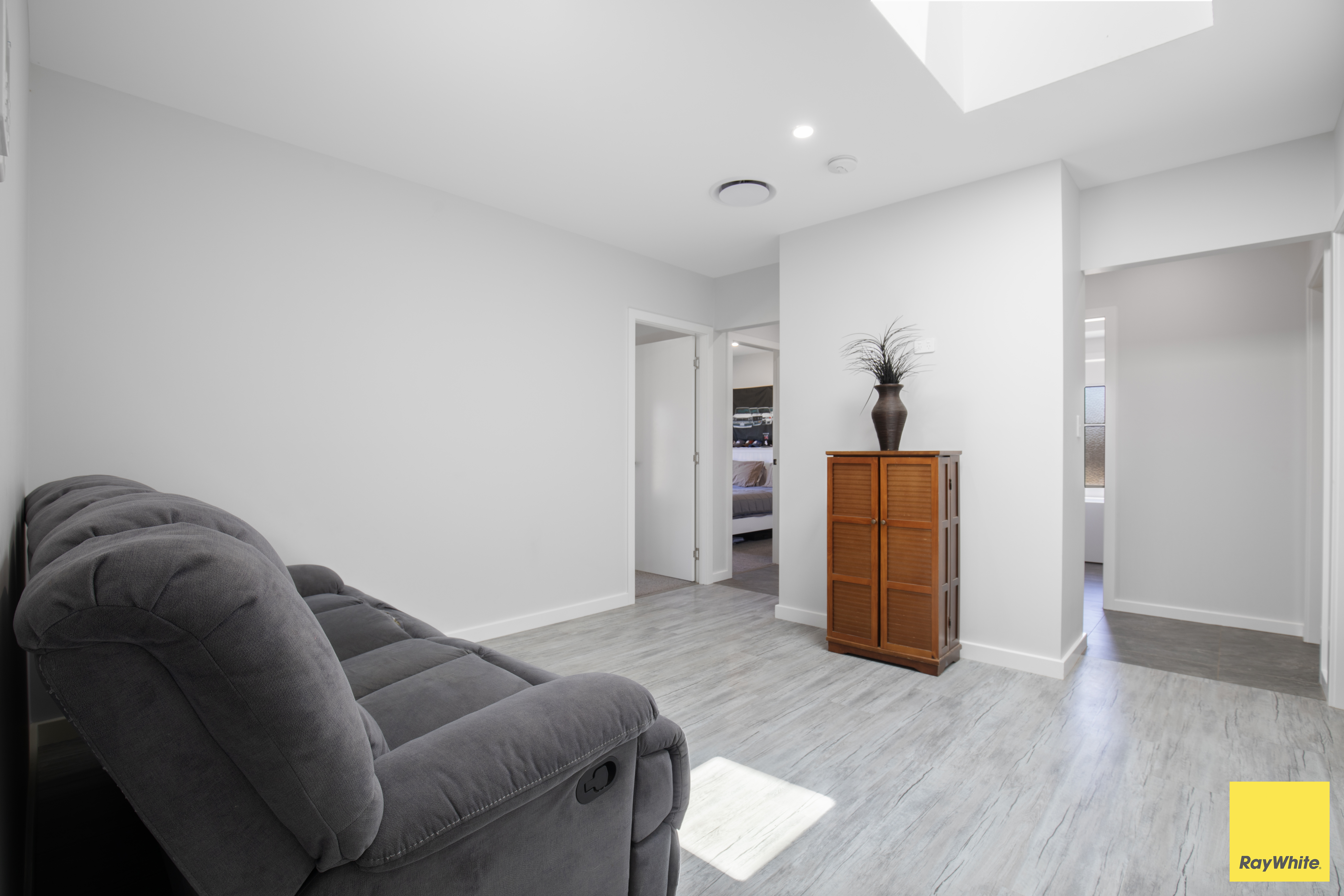 5 Sylvan Drive, Inverell For Sale by Farmbuy.com - image 12