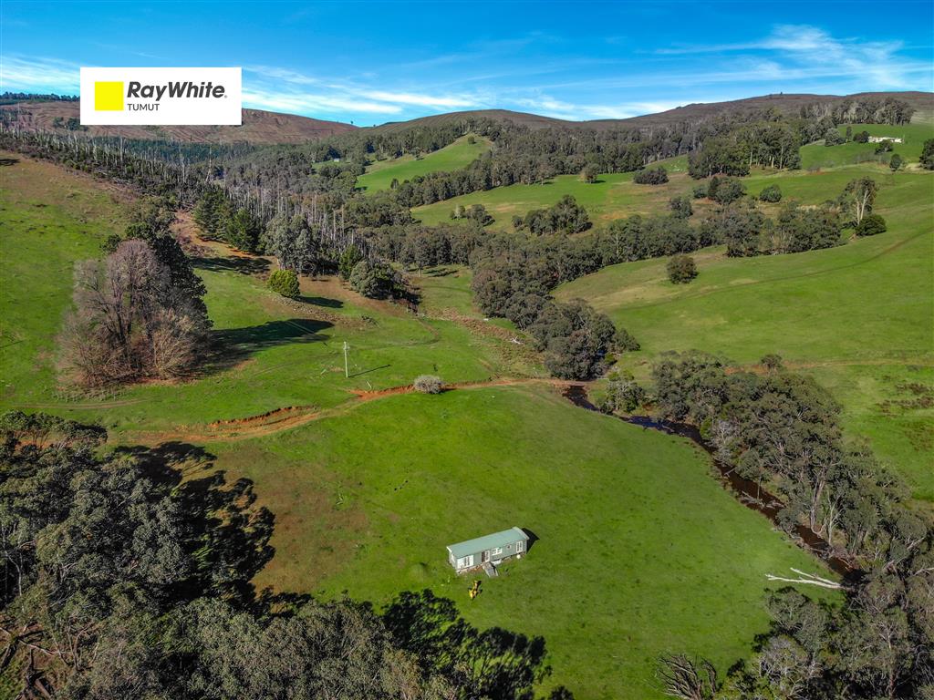 164 Keenans Road, Batlow NSW 2730