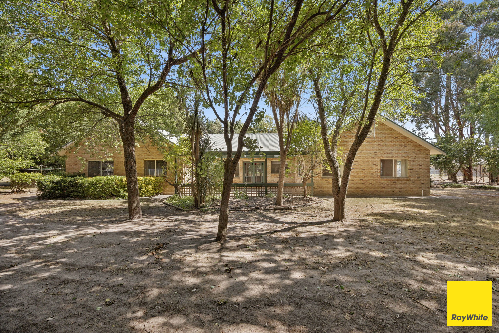 13 Elmslea Drive, Bungendore For Sale by Farmbuy.com - image 15