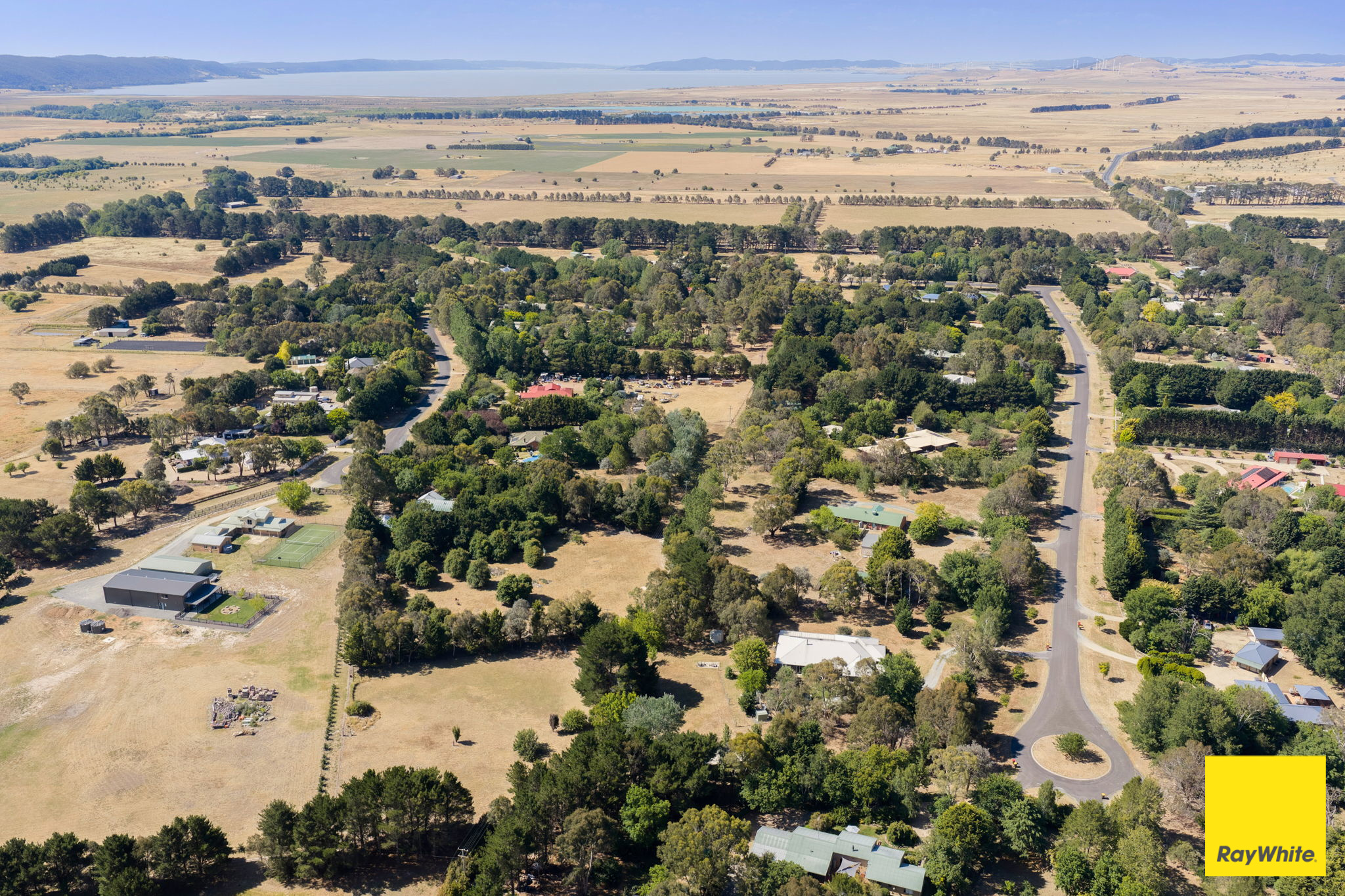13 Elmslea Drive, Bungendore For Sale by Farmbuy.com - image 21