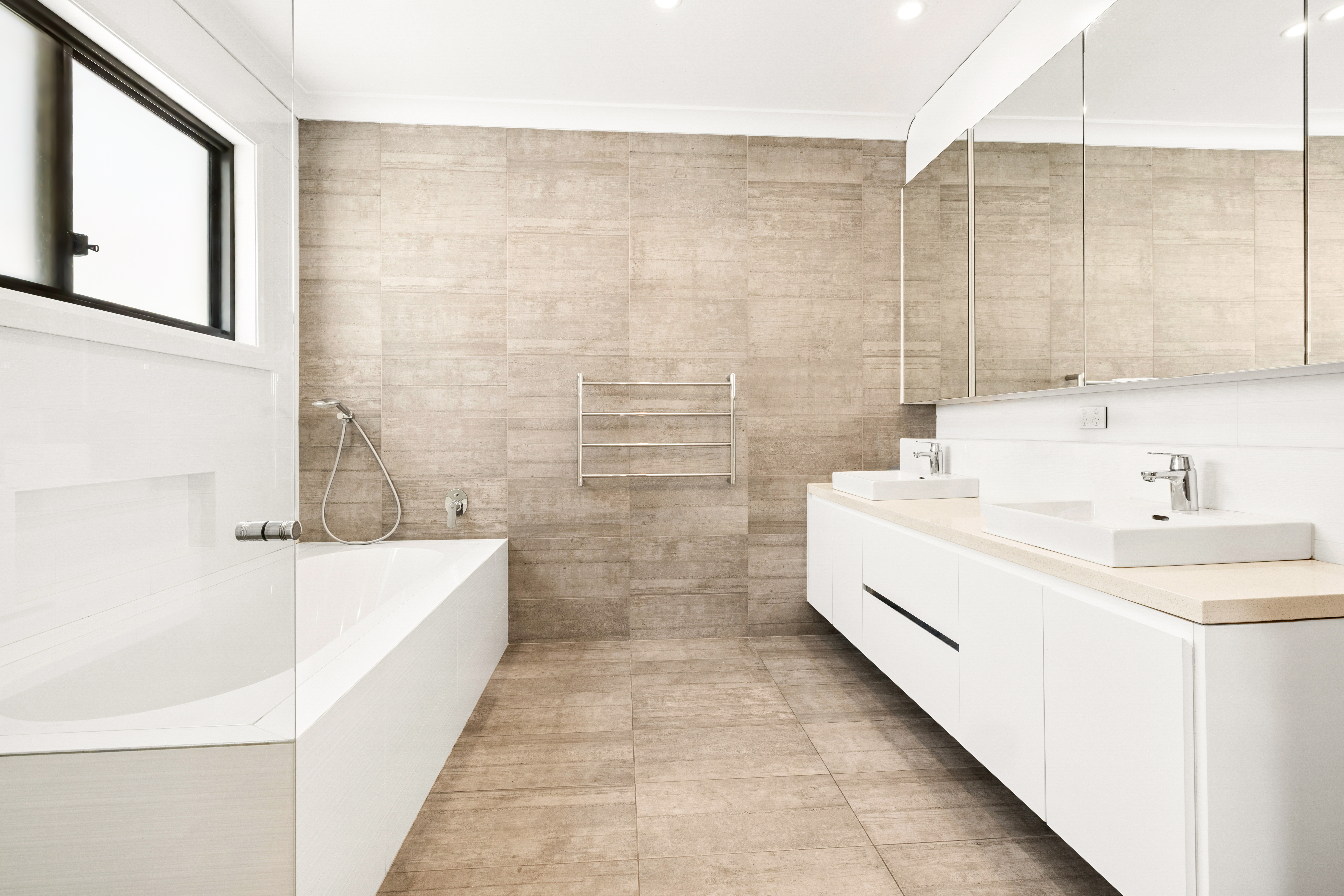 6 Mitchell Road, Rose Bay - Thumbnail 8