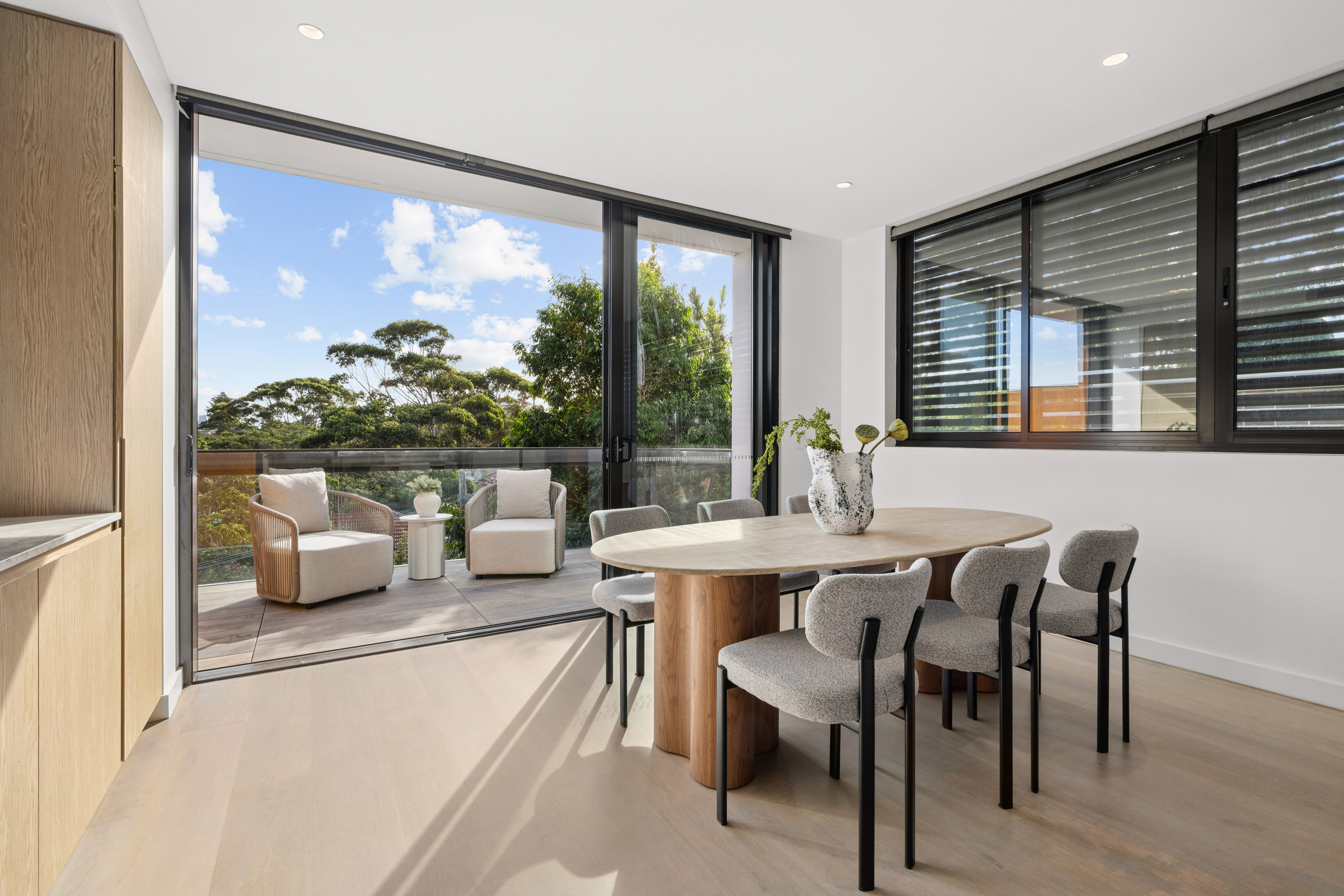 201/637-639 Old South Head Road, Rose Bay - Image 1