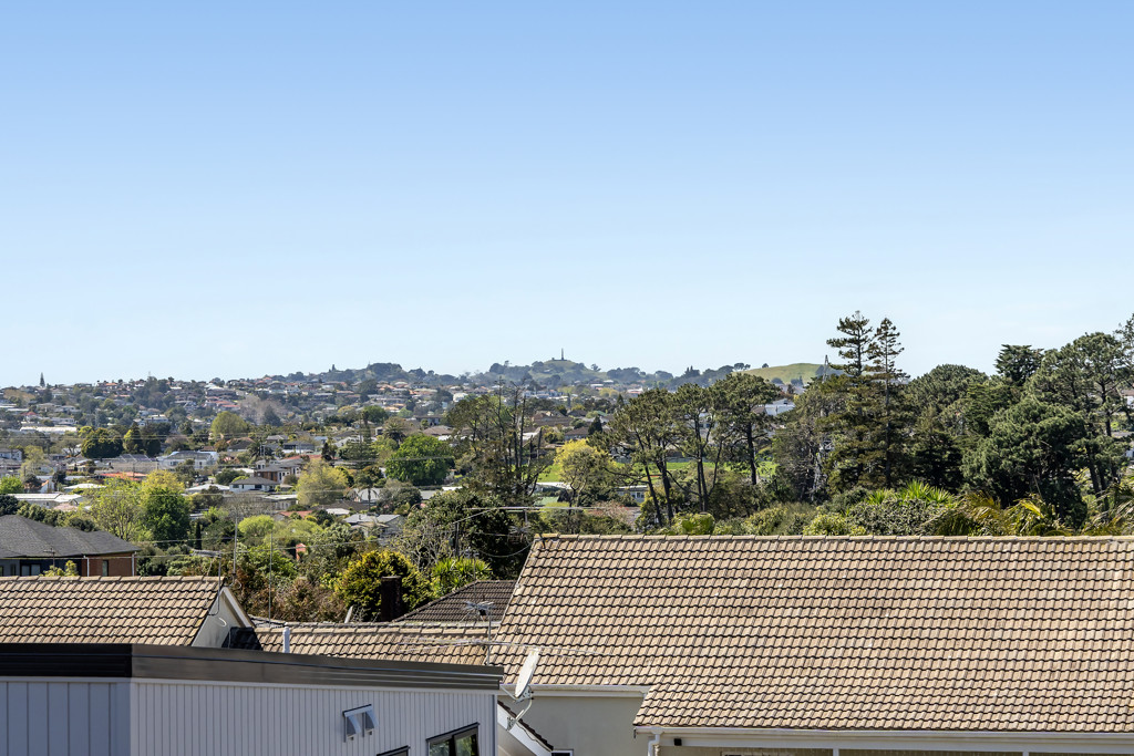Declared Reserve Below $500k | Olivia Field