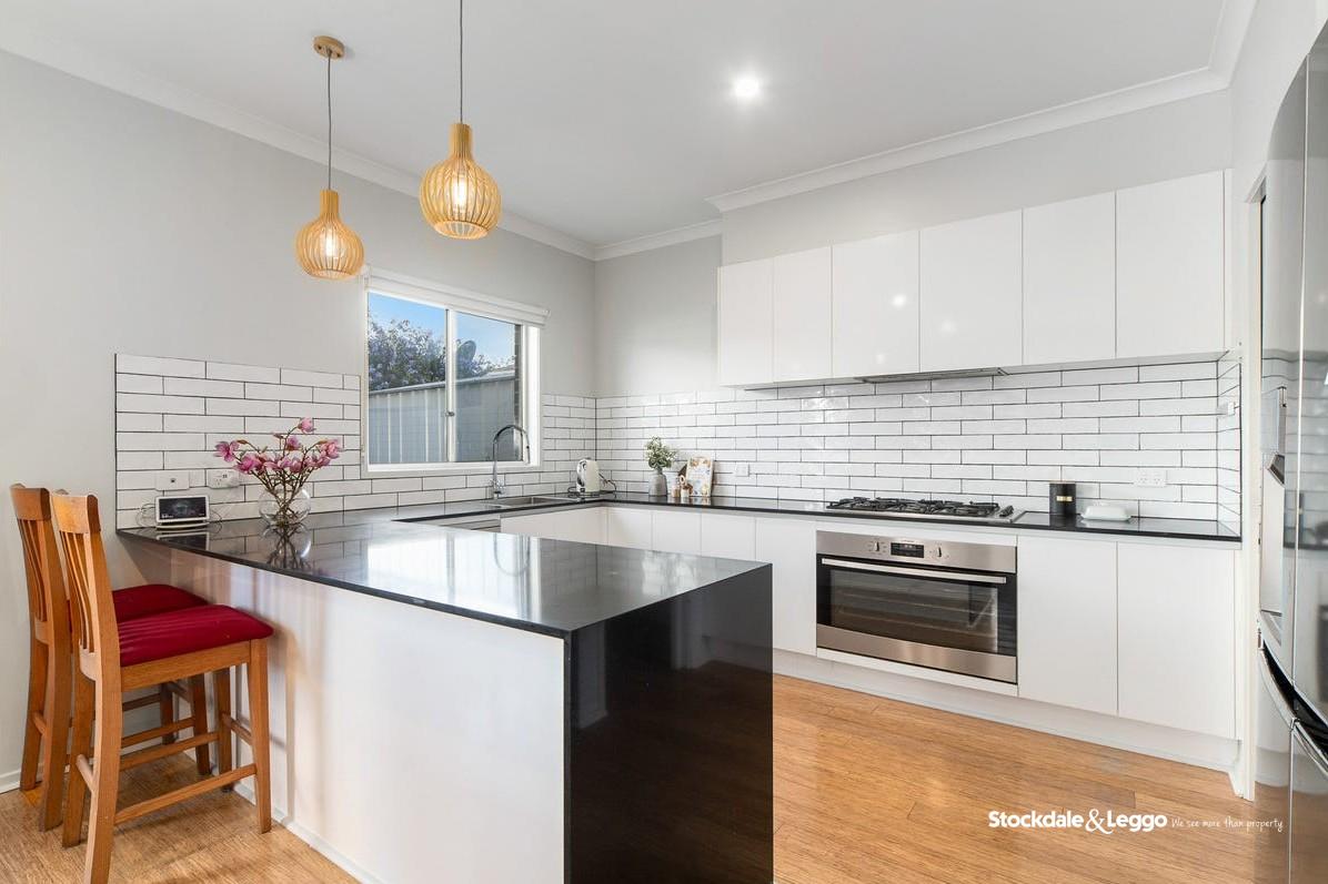 32 Remus Circuit, Cranbourne West - Image 1