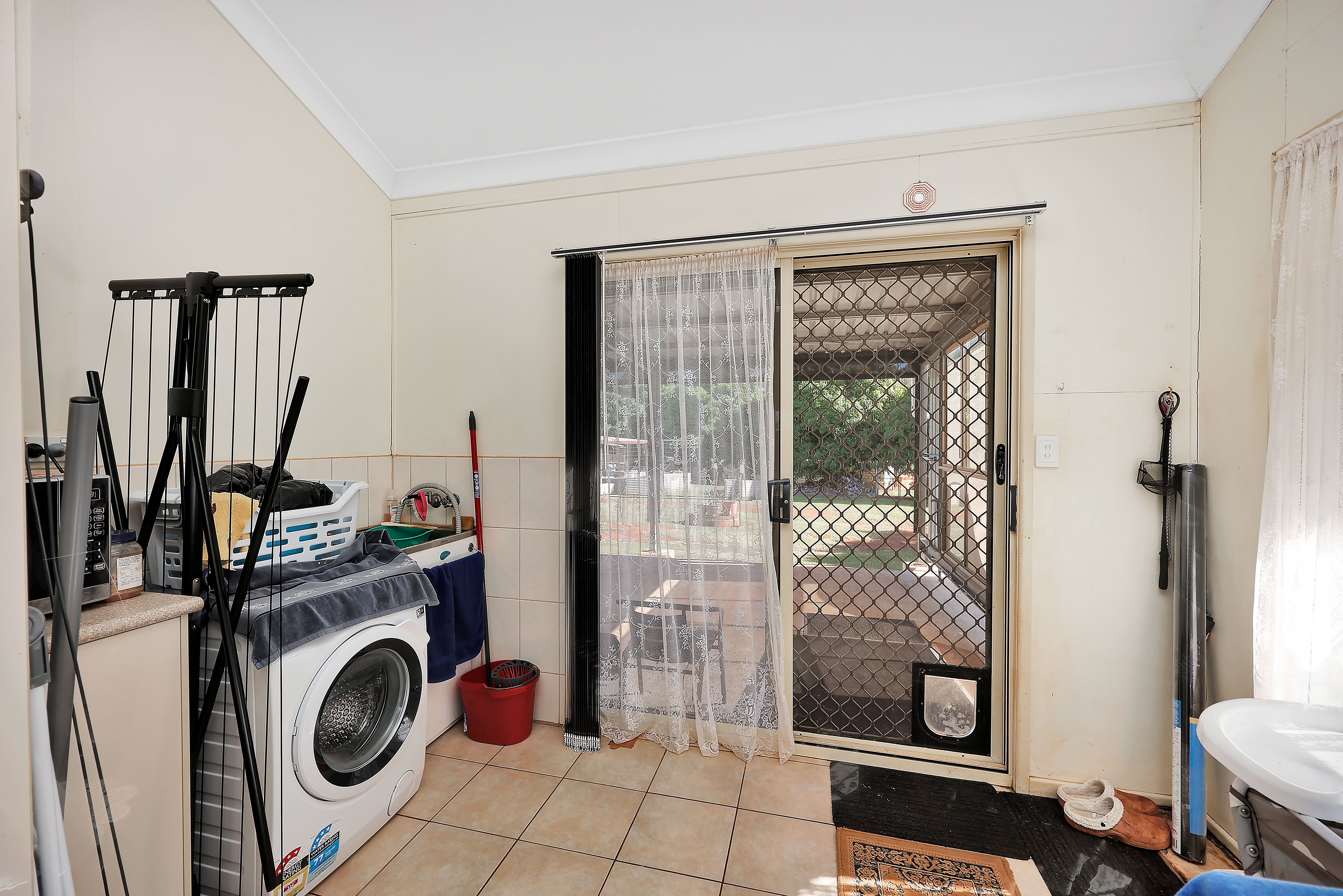 11 Redridge Crescent, Redridge For Sale by Farmbuy.com - image 16