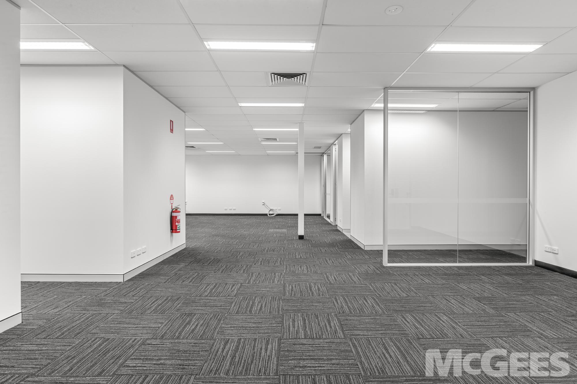 Unit 3B/2-6 Leonardo Drive, Brisbane Airport — image 2