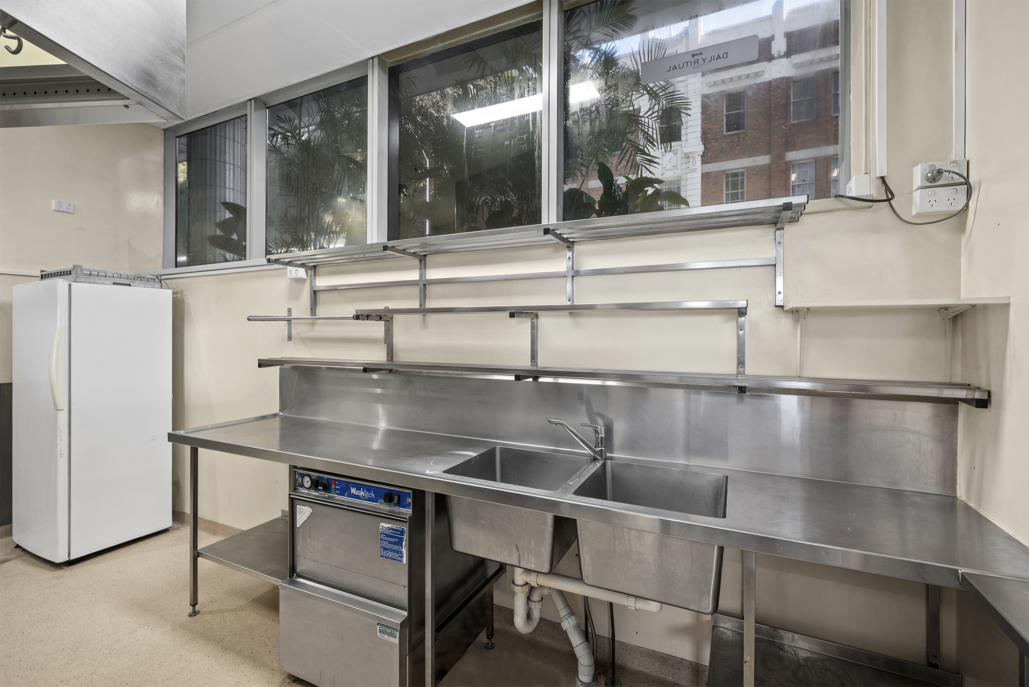 Ground Floor/500 Queen Street, Brisbane City — image 6