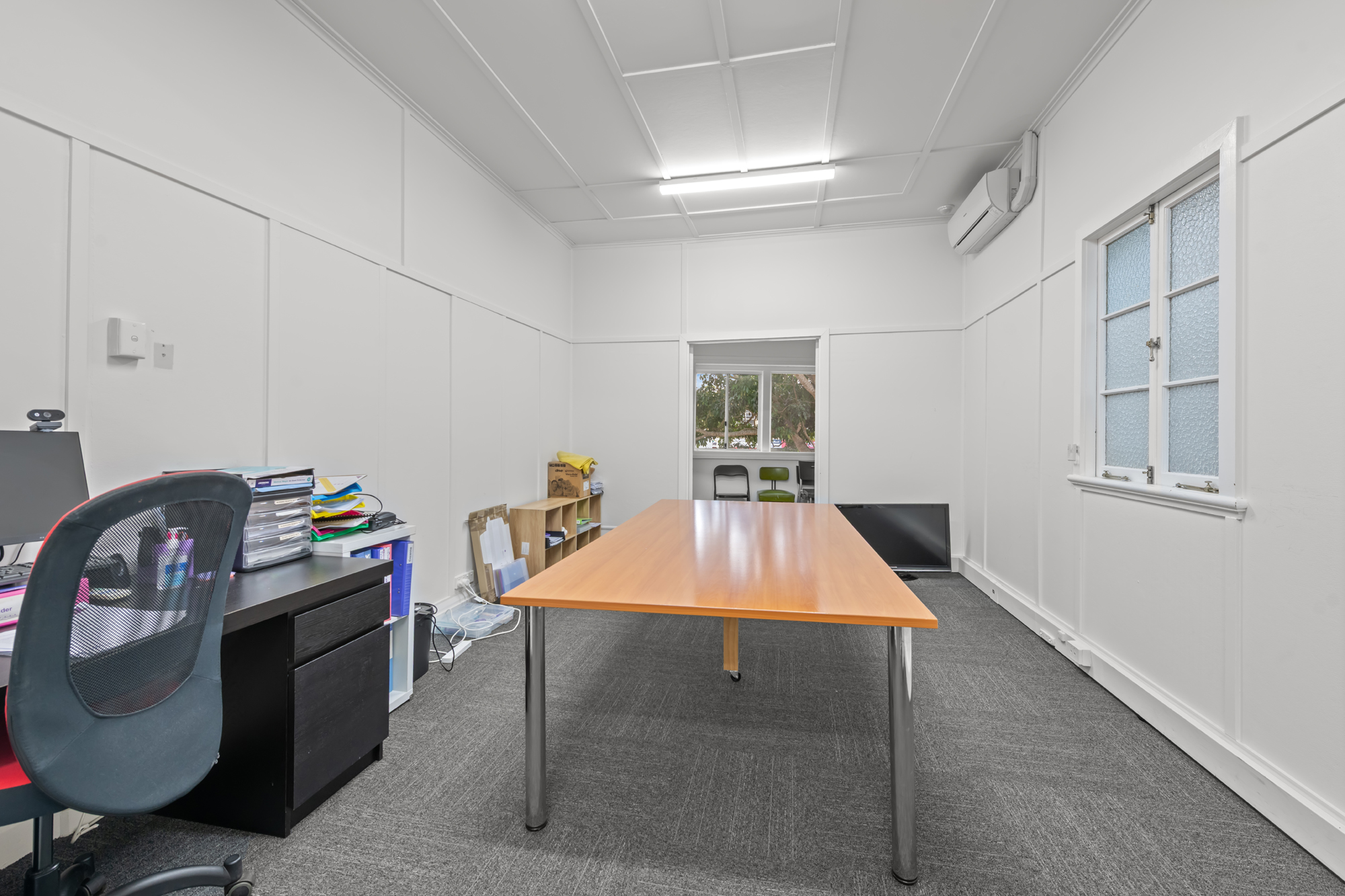 972 Logan Road, Holland Park West — image 20