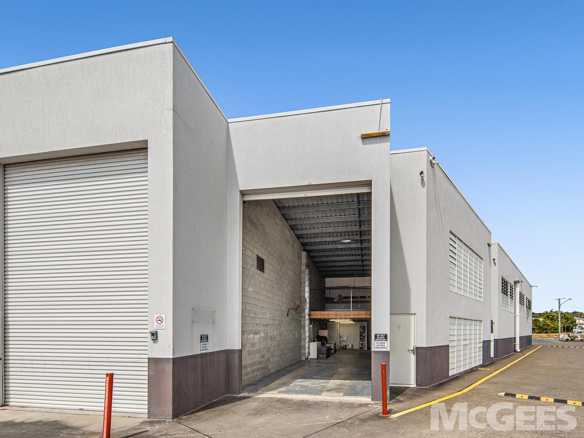 2/61 Holdsworth Street, Coorparoo — image 2