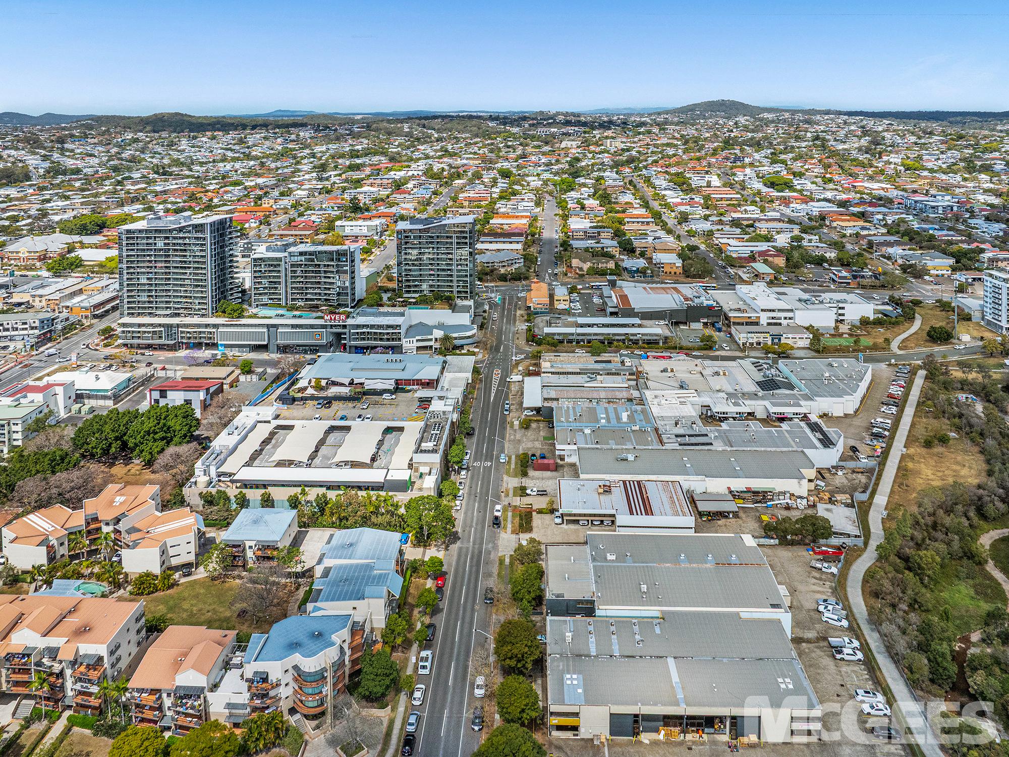 2/61 Holdsworth Street, Coorparoo — image 13