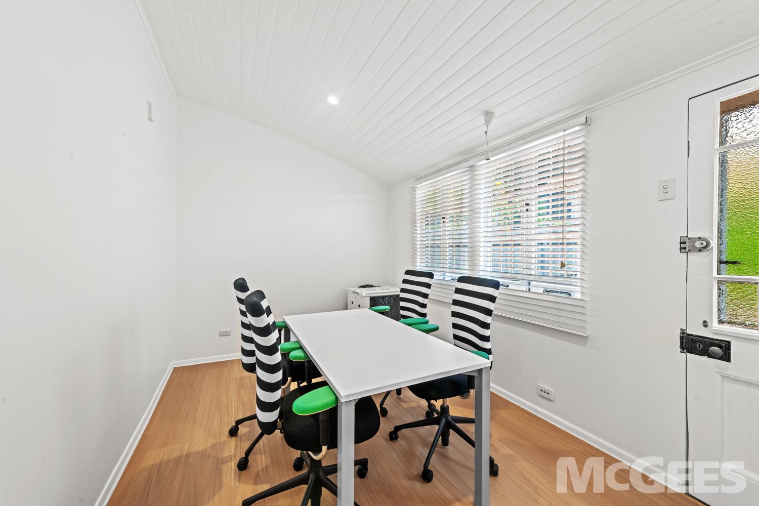 31 Cairns Street, Kangaroo Point — image 14