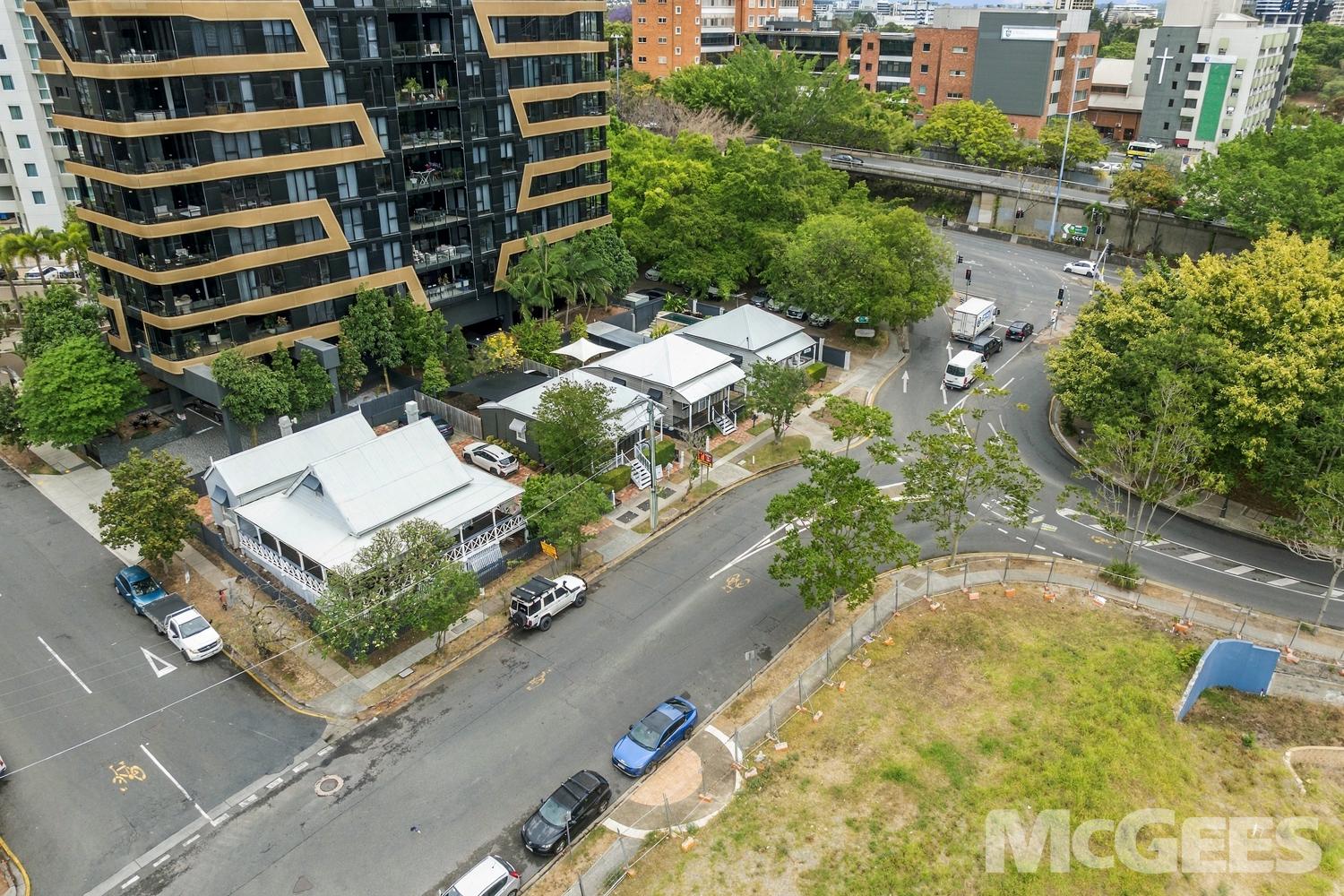 31 Cairns Street, Kangaroo Point — image 18