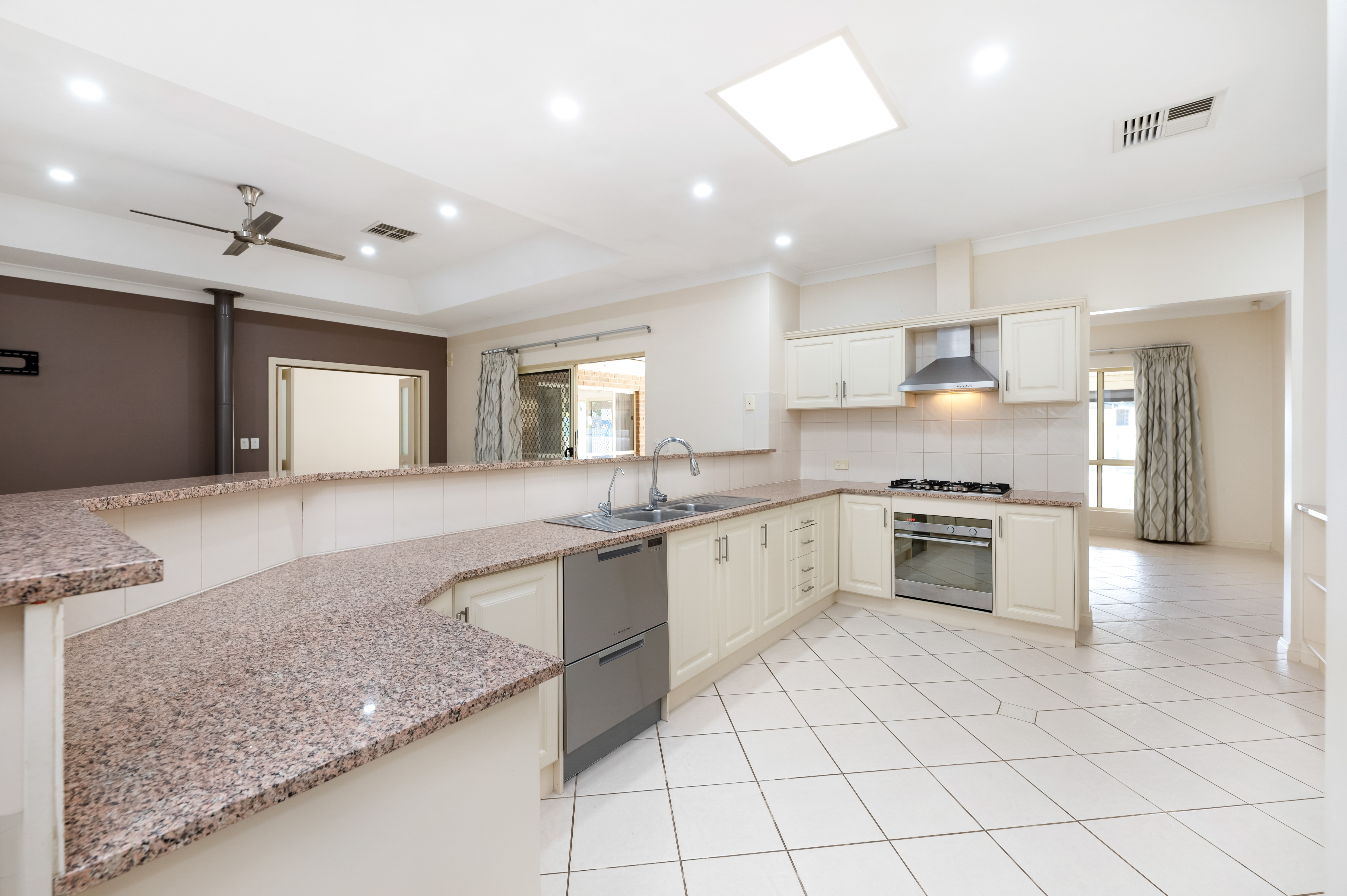 10 Fradd Court, Angle Vale SA