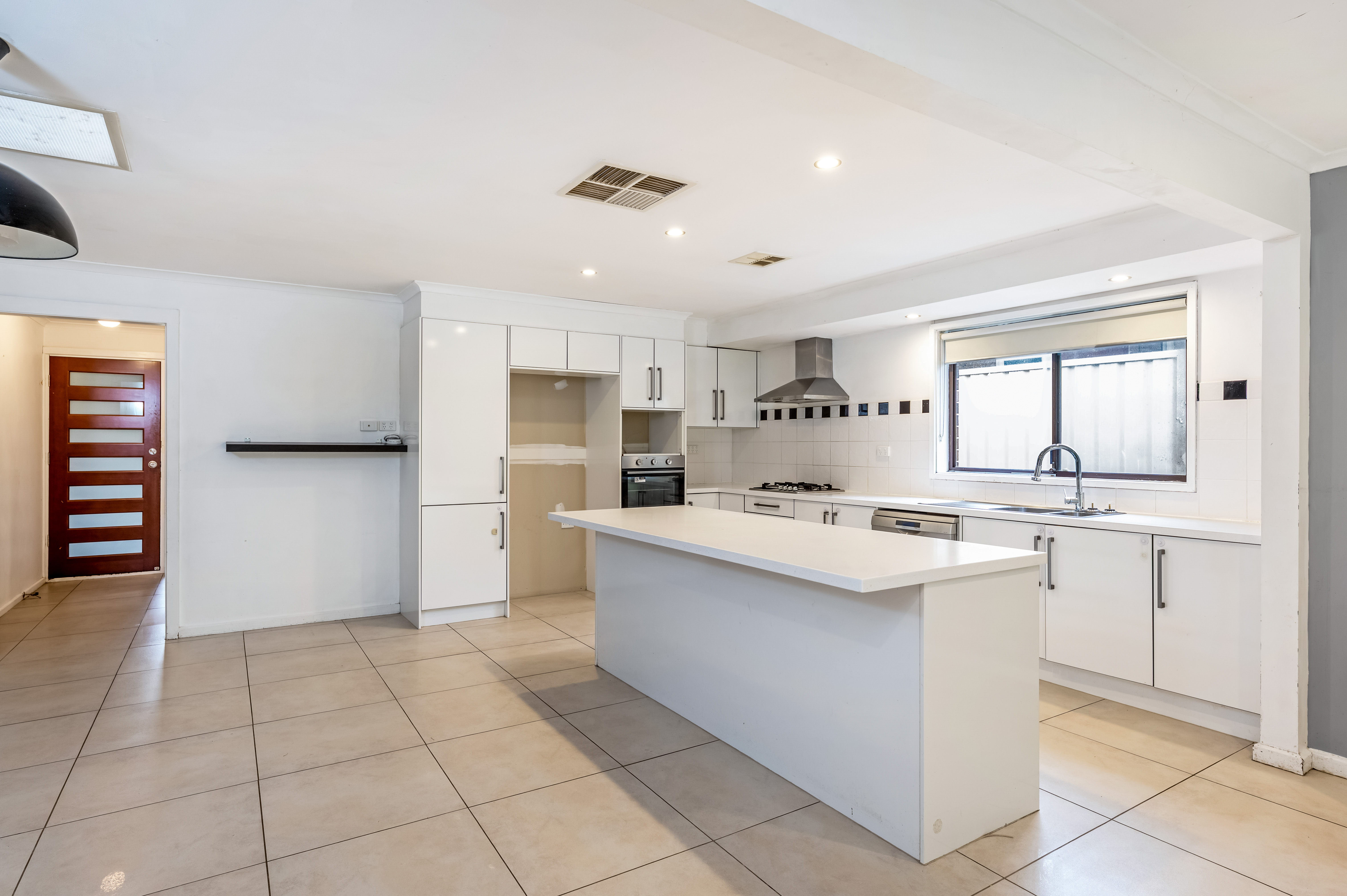 31 Kirrawee Drive, Redwood Park SA