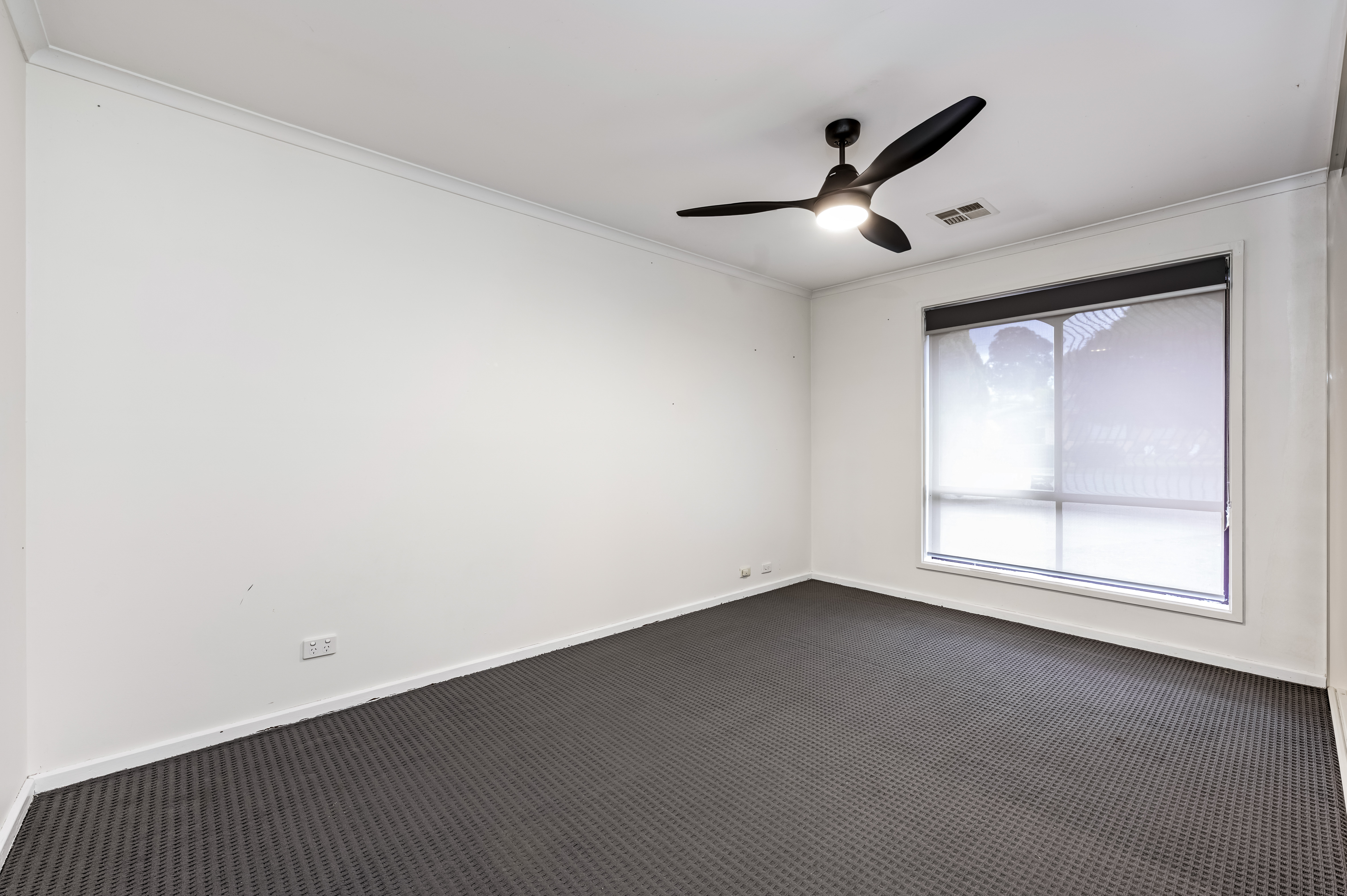 31 Kirrawee Drive, Redwood Park SA