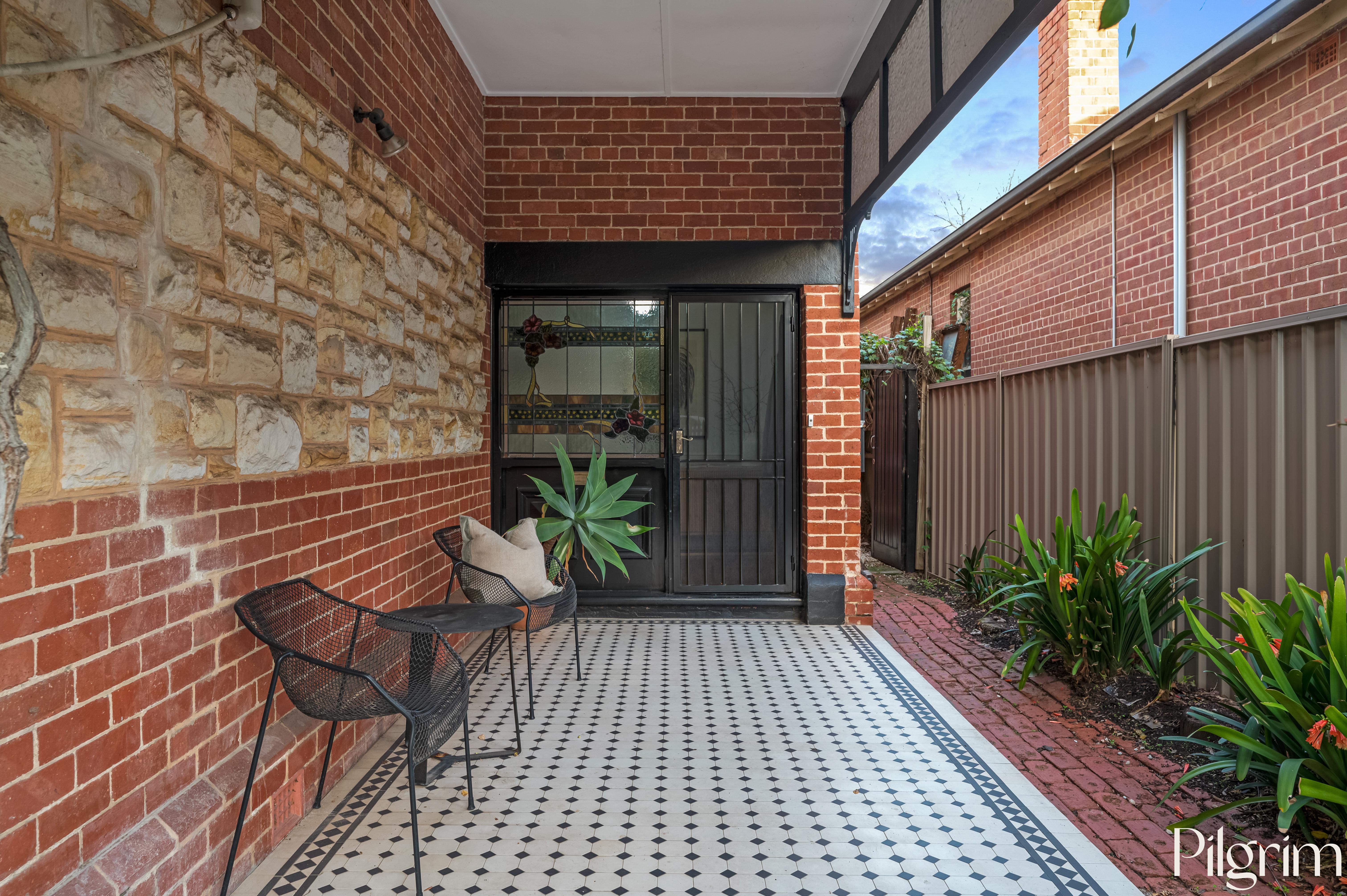 7 Rugby Street, College Park SA