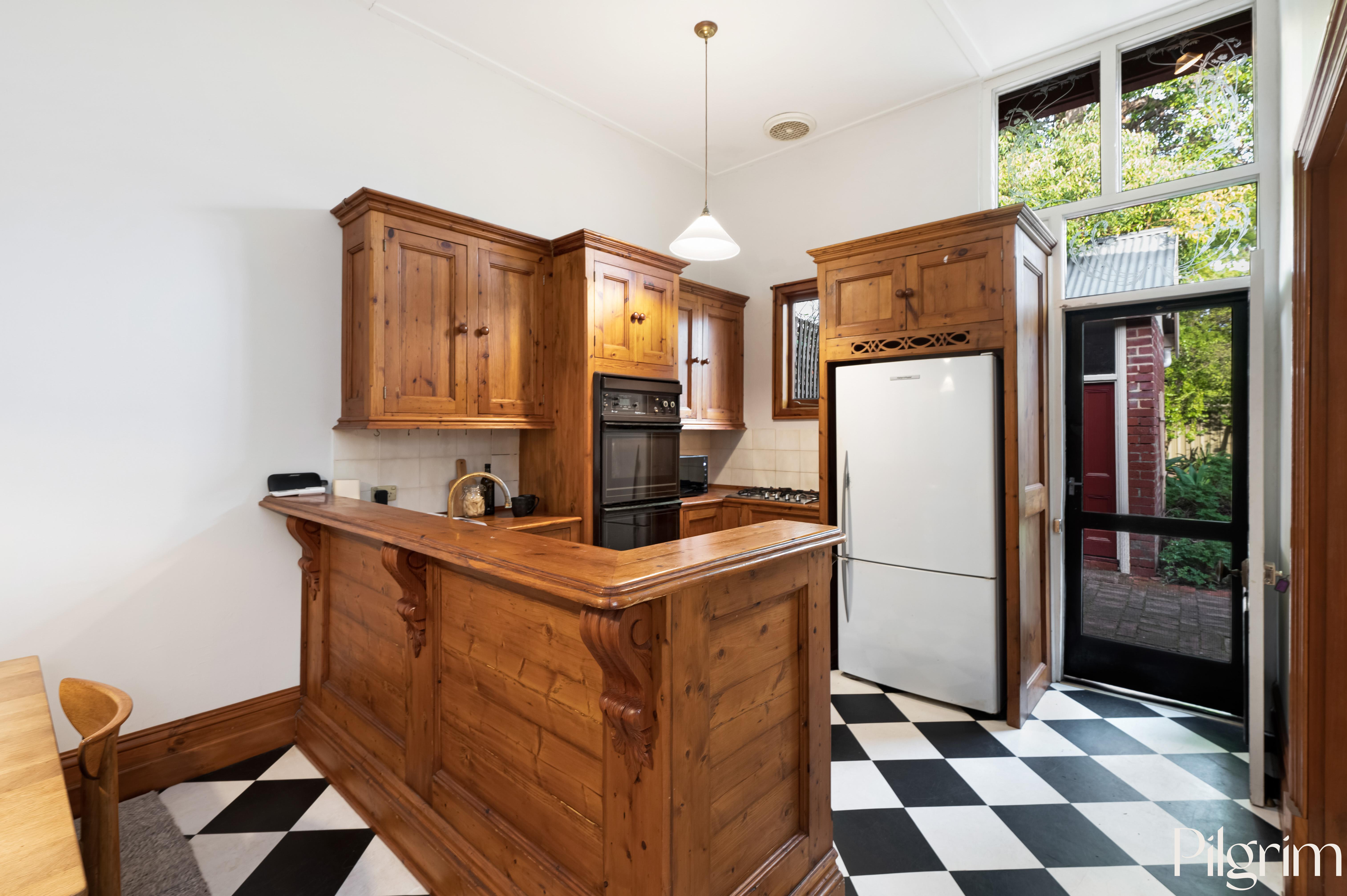 7 Rugby Street, College Park SA