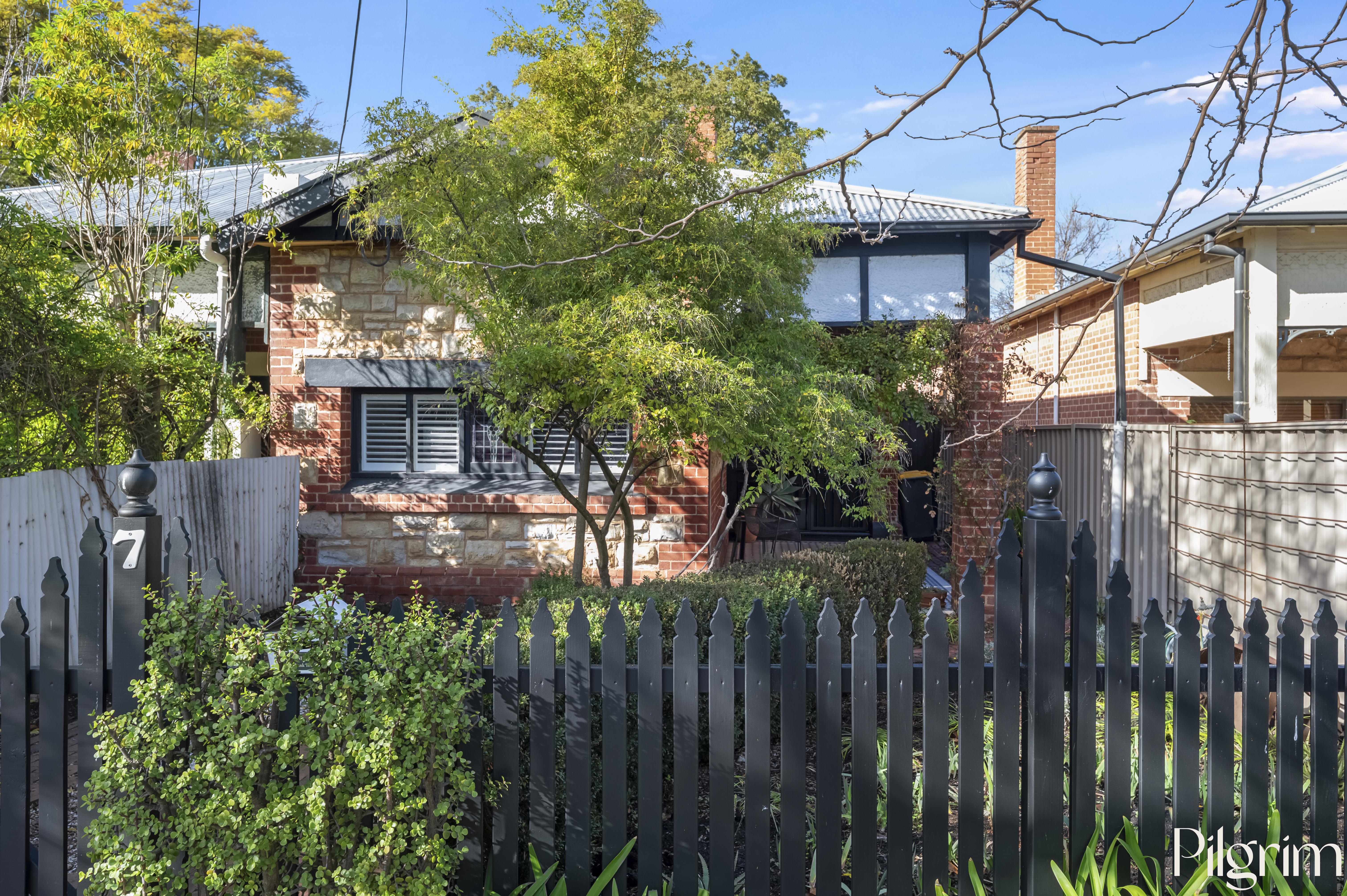 7 Rugby Street, College Park SA