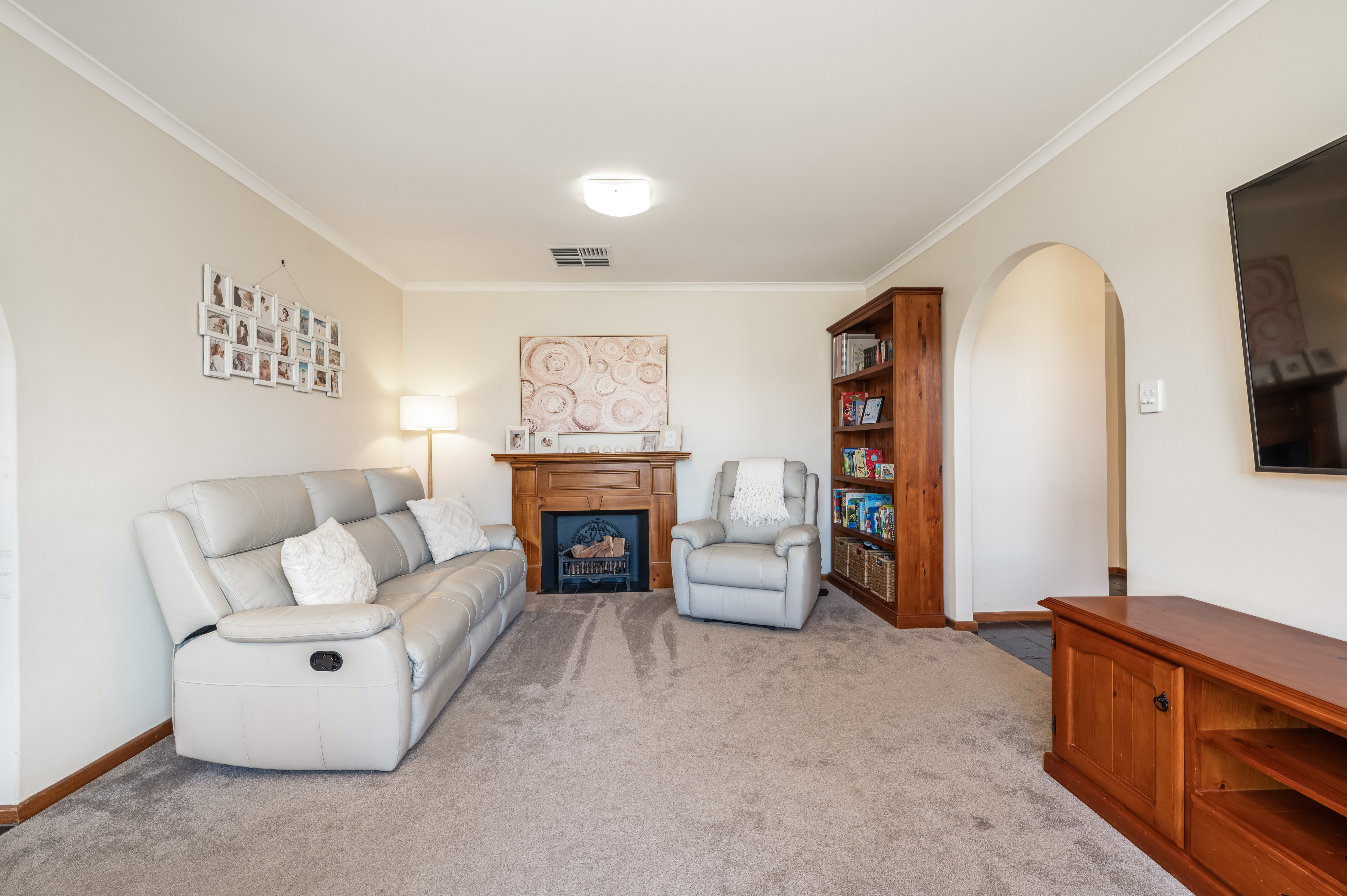 6 Sir Ross Smith Avenue, North Haven SA