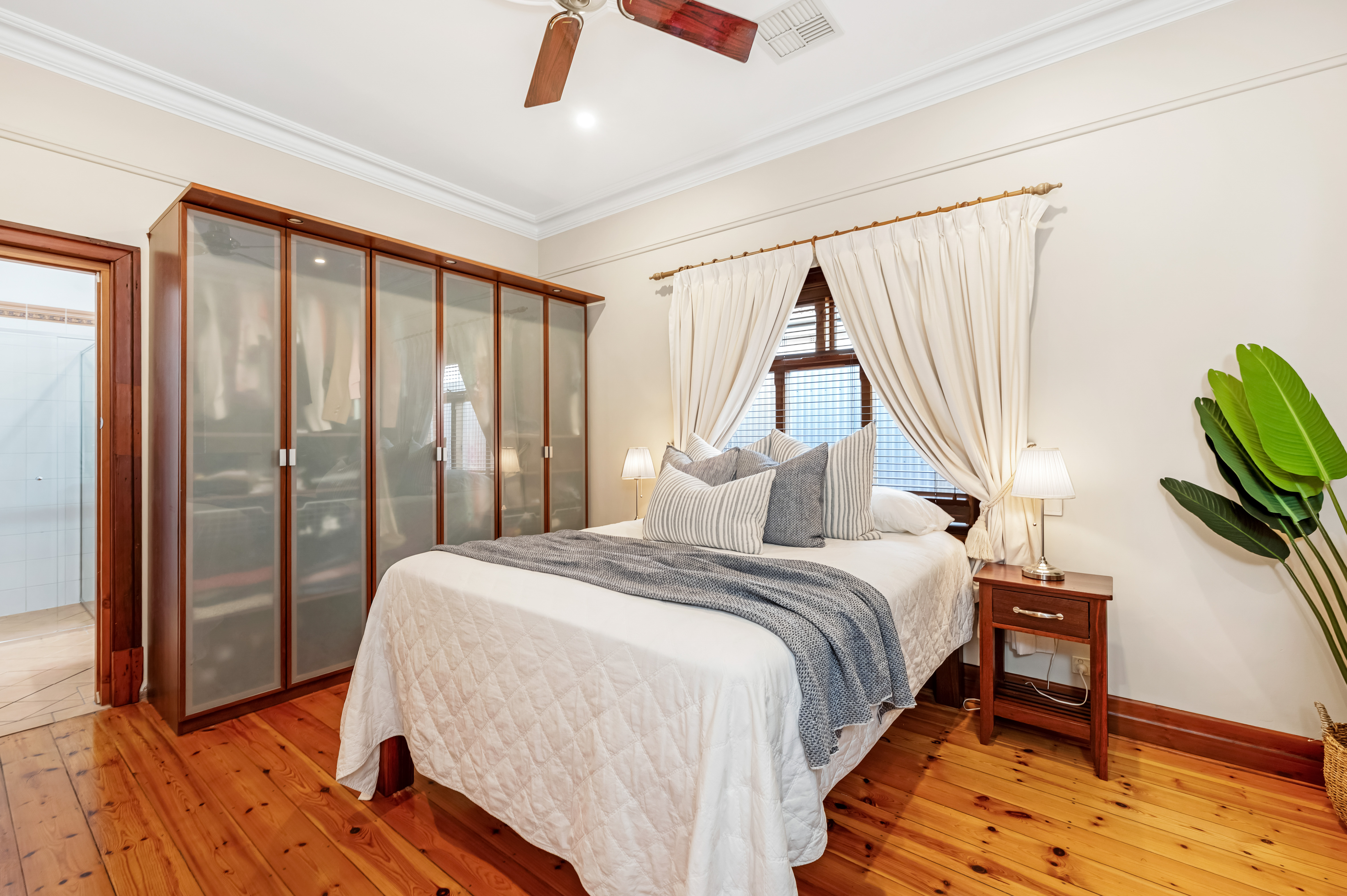 15 Warwick Street, Largs North SA