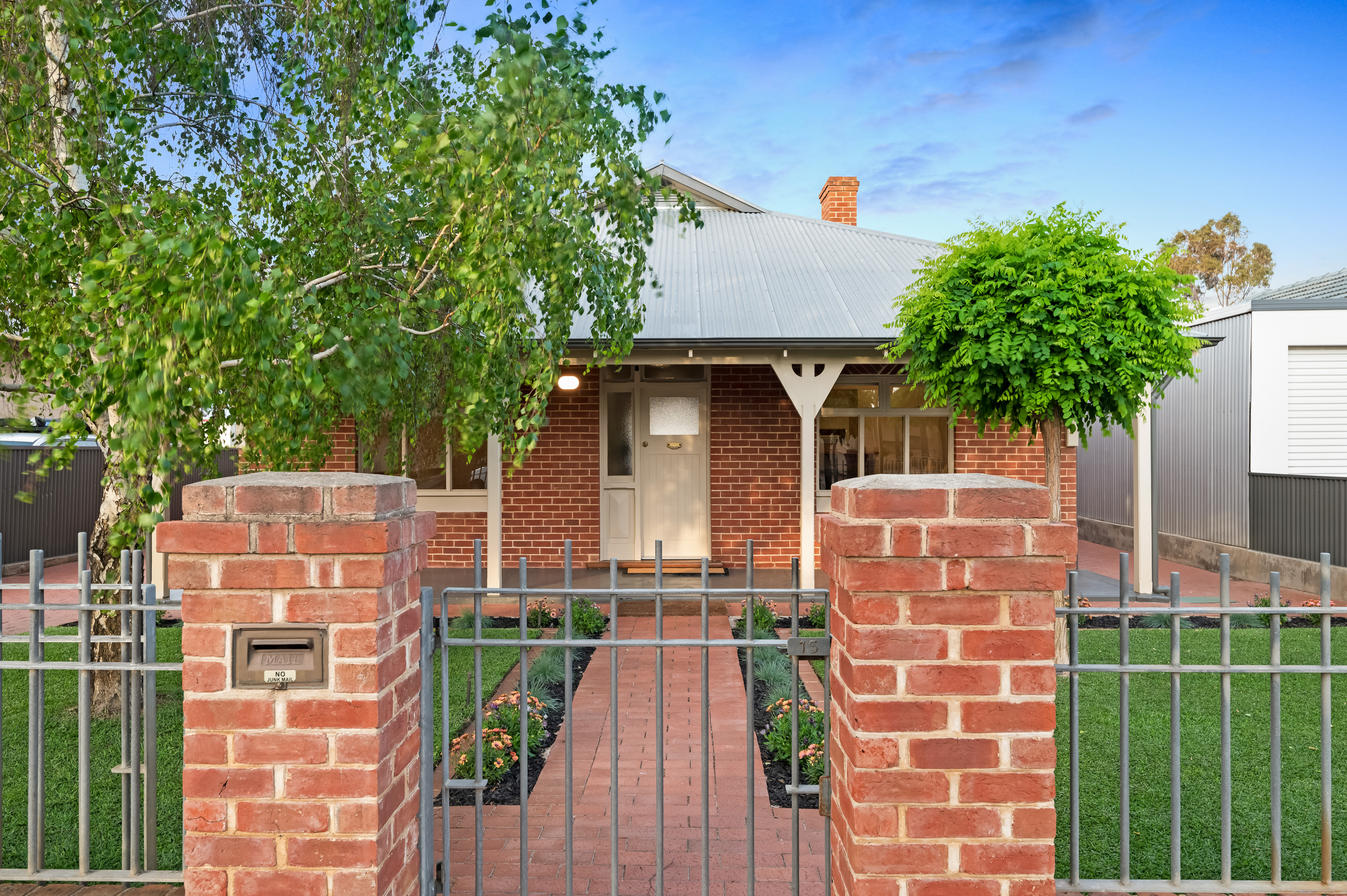 15 Warwick Street, Largs North SA