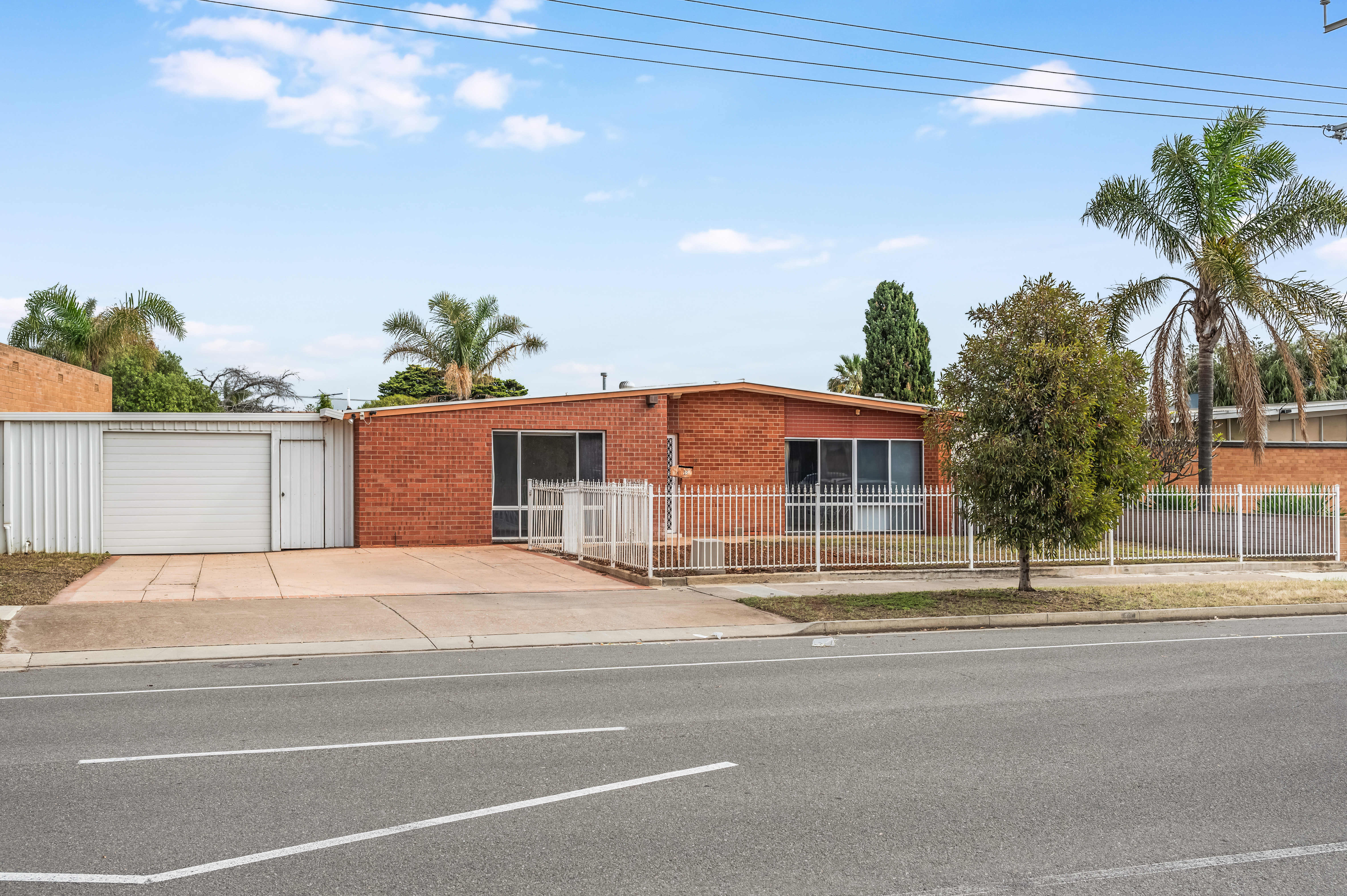 18 Gedville Road, Taperoo SA