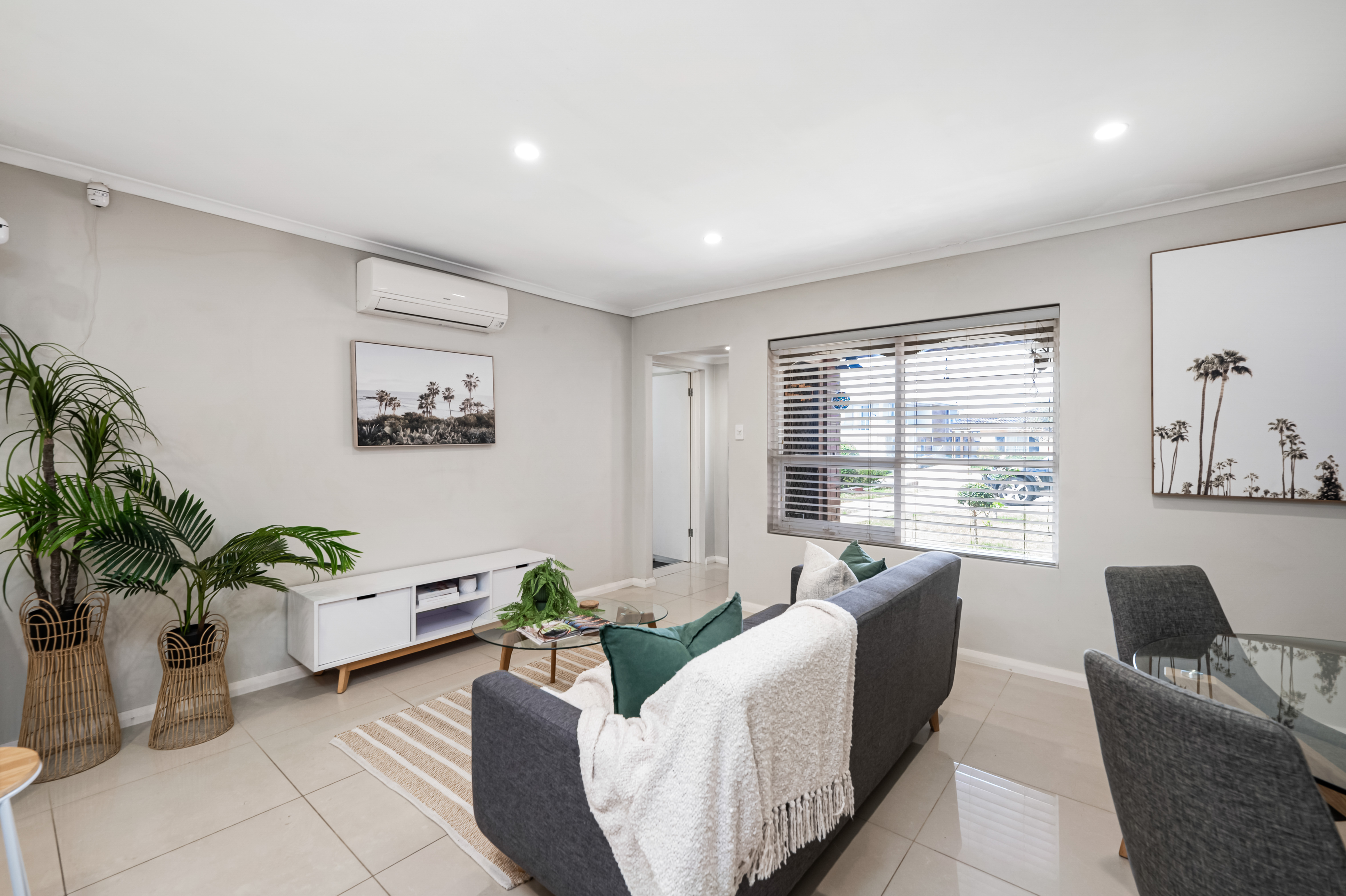 2/1A Third Avenue, Semaphore Park SA