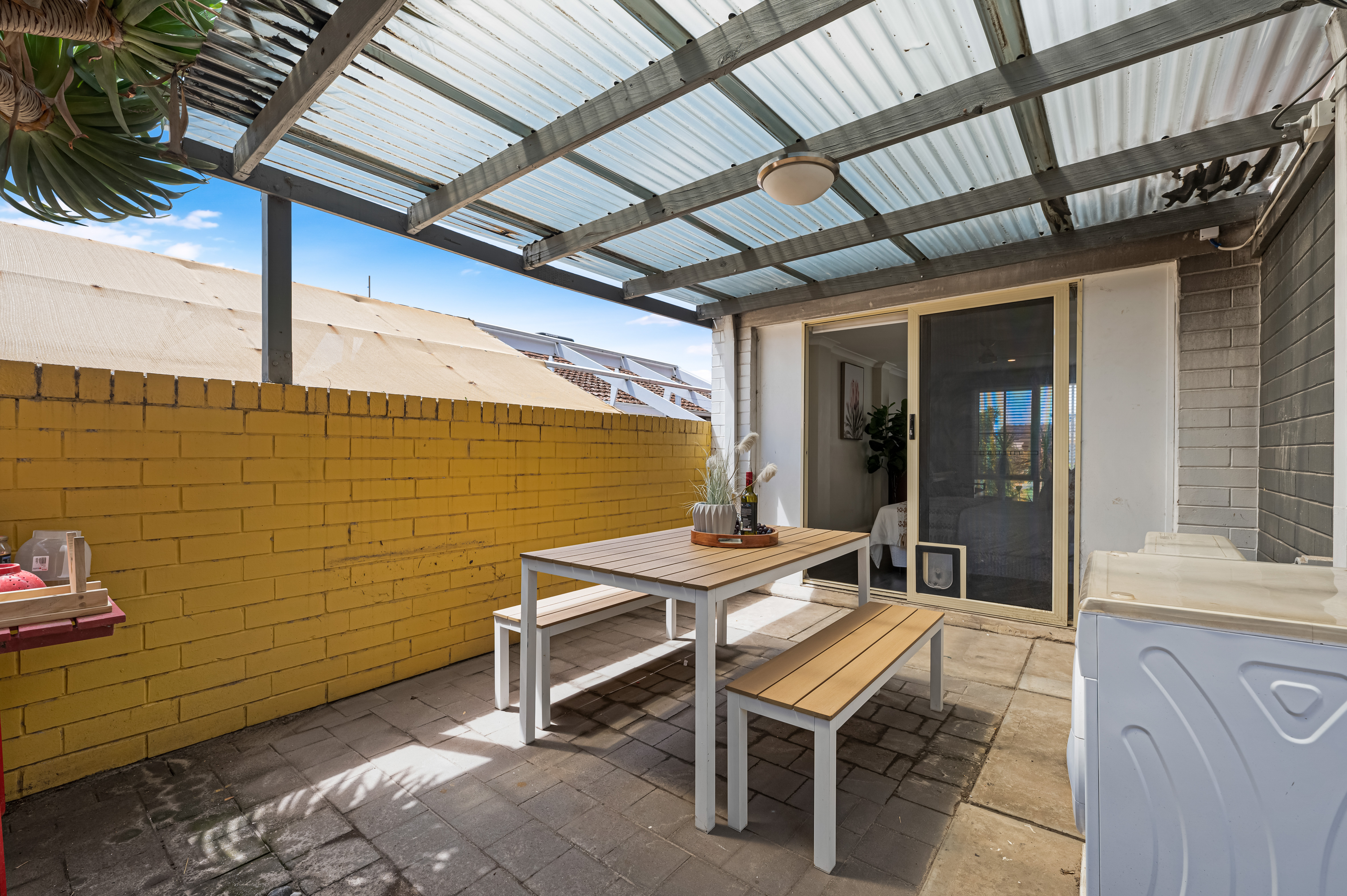 2/1A Third Avenue, Semaphore Park SA