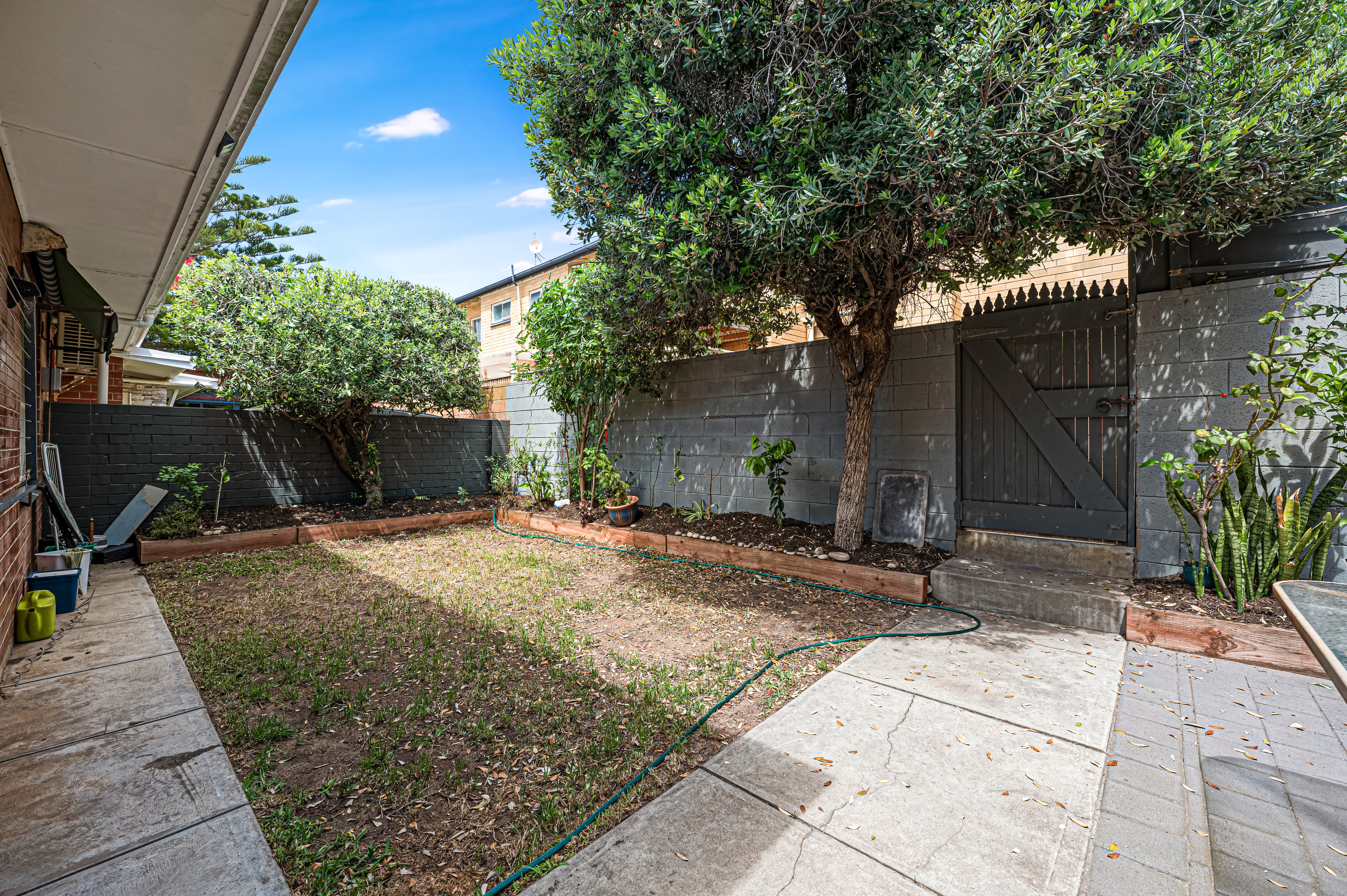 2/1A Third Avenue, Semaphore Park SA