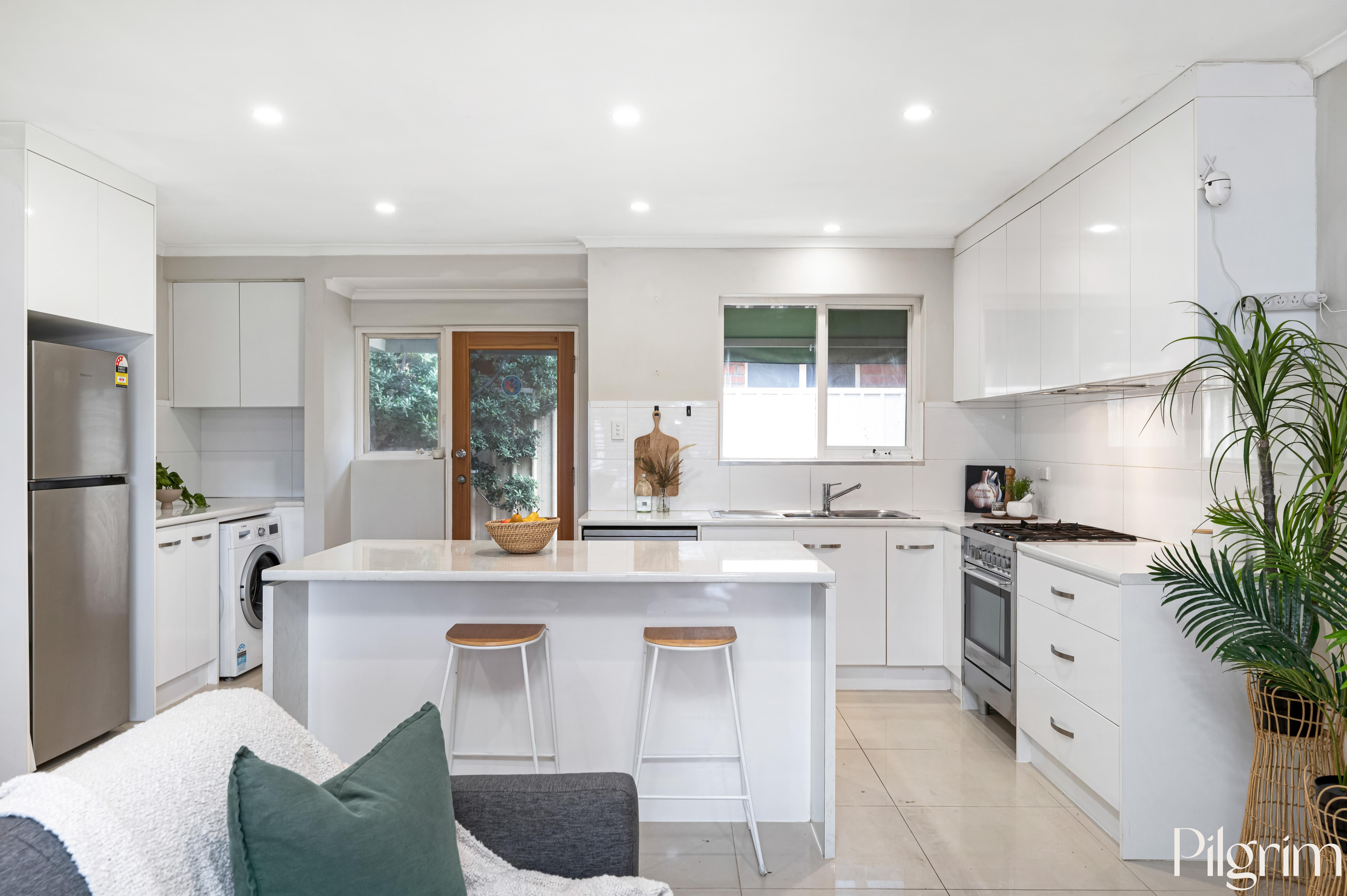 2/1A Third Avenue, Semaphore Park SA