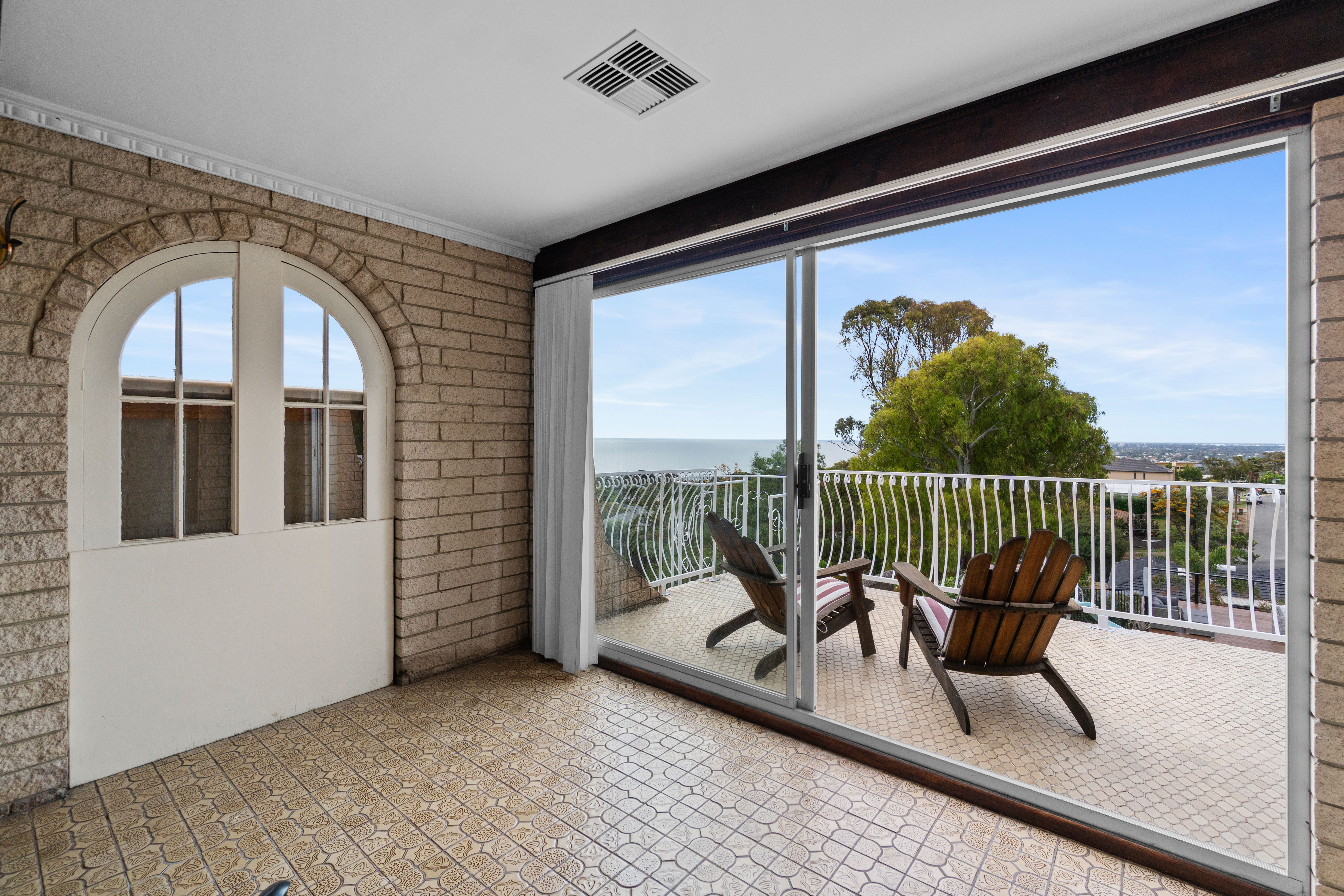 11 Yalpa Road, Marino SA