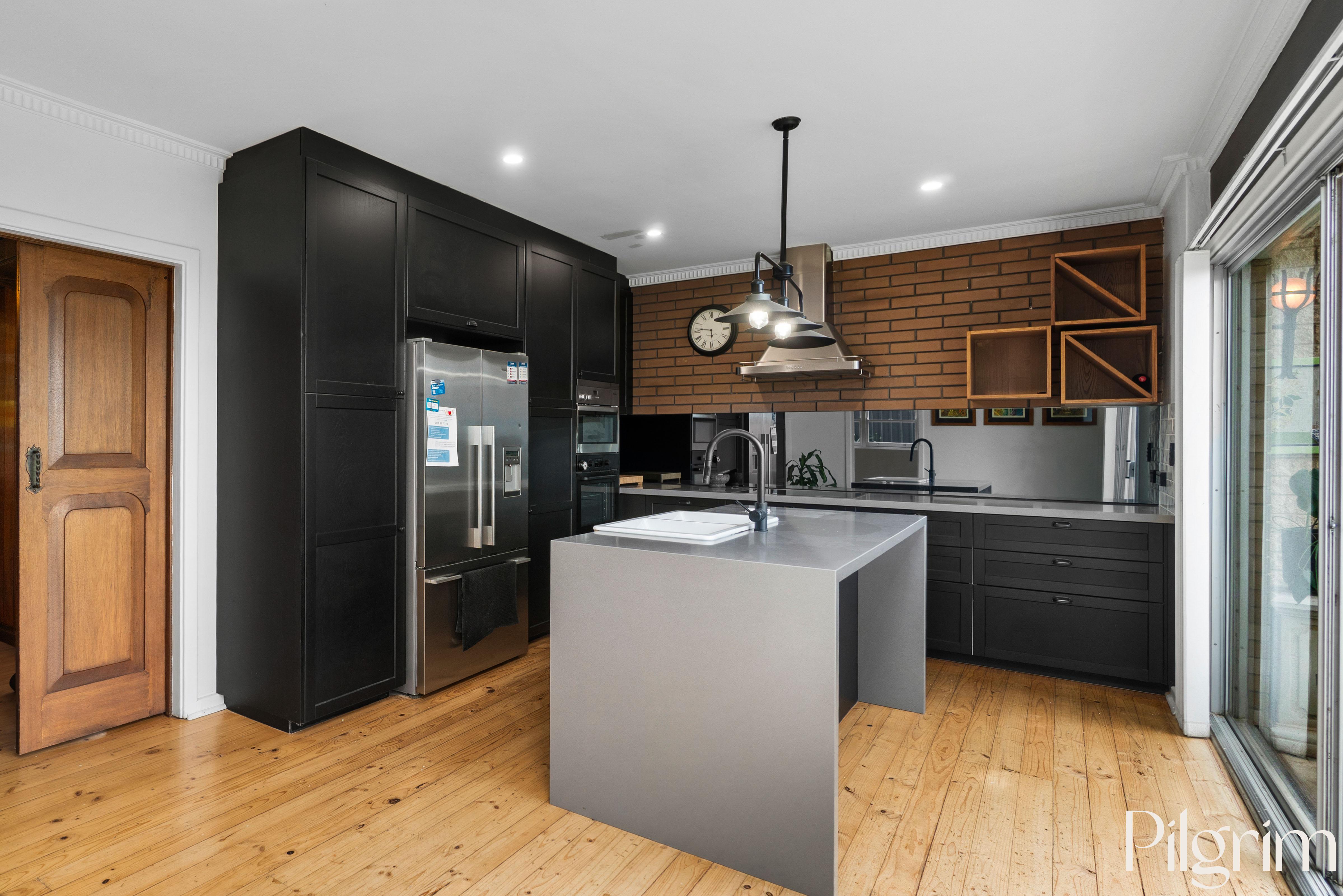 11 Yalpa Road, Marino SA