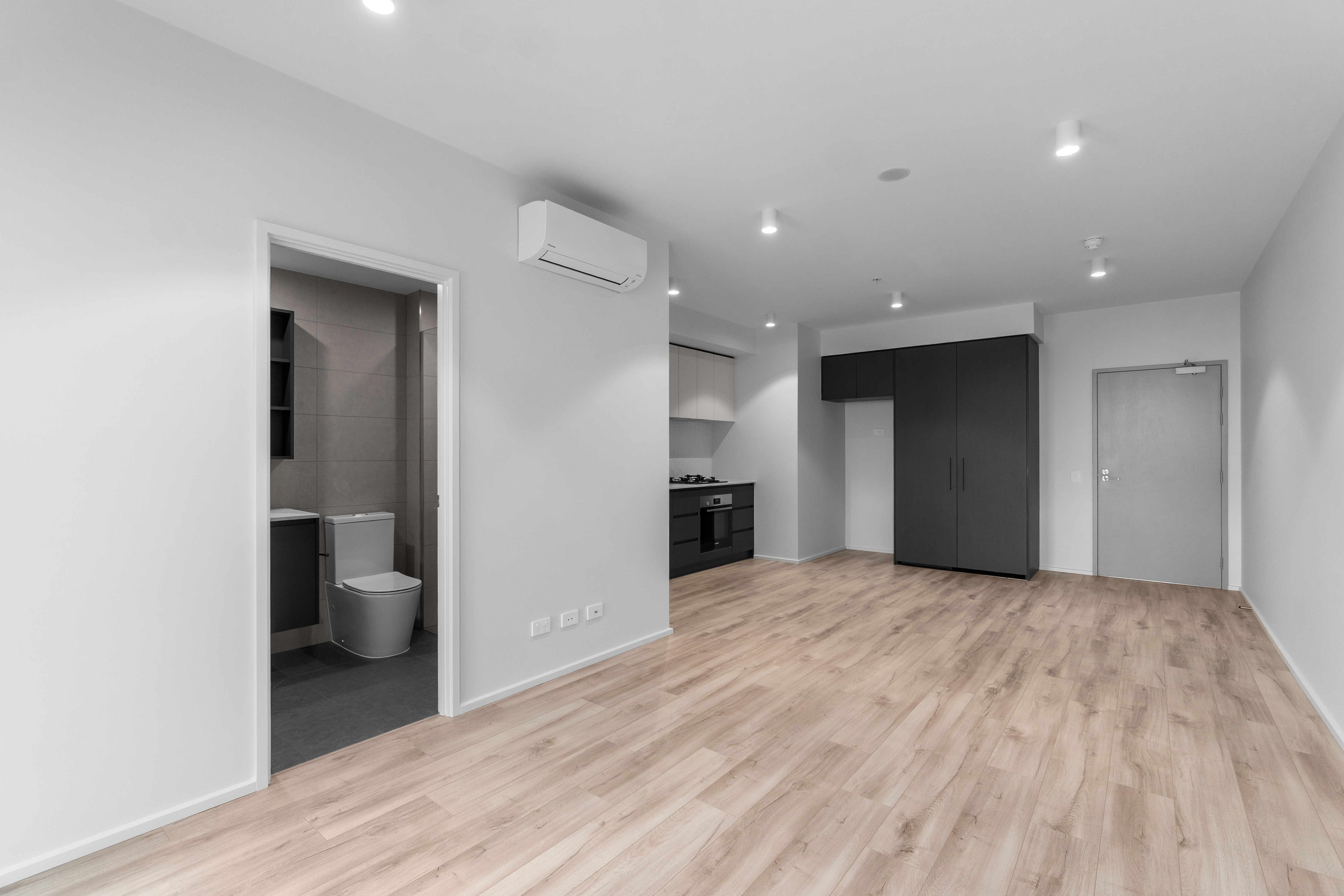 2807/6 Penaluna Place, Adelaide SA