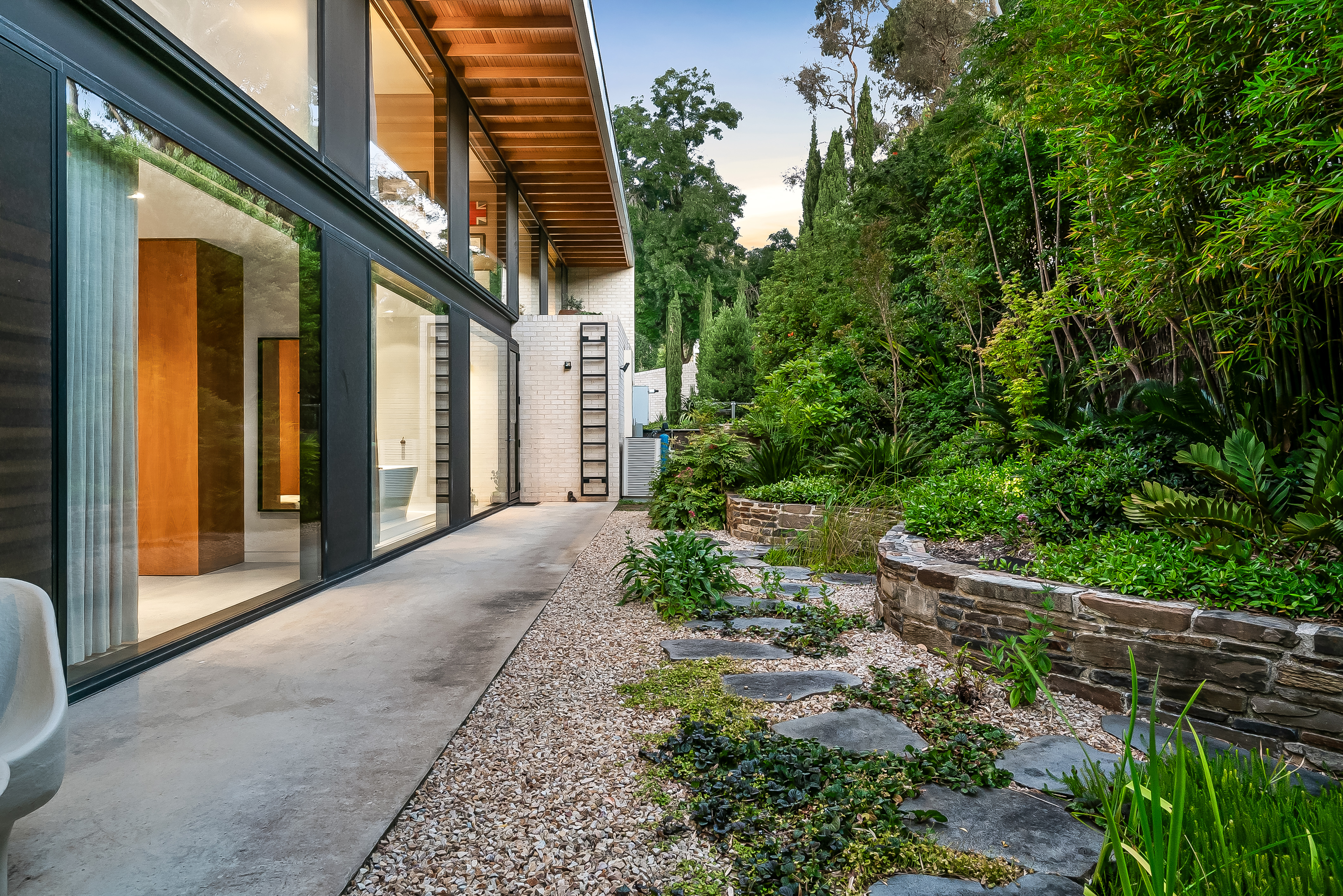 18 Hillside Road, Springfield SA