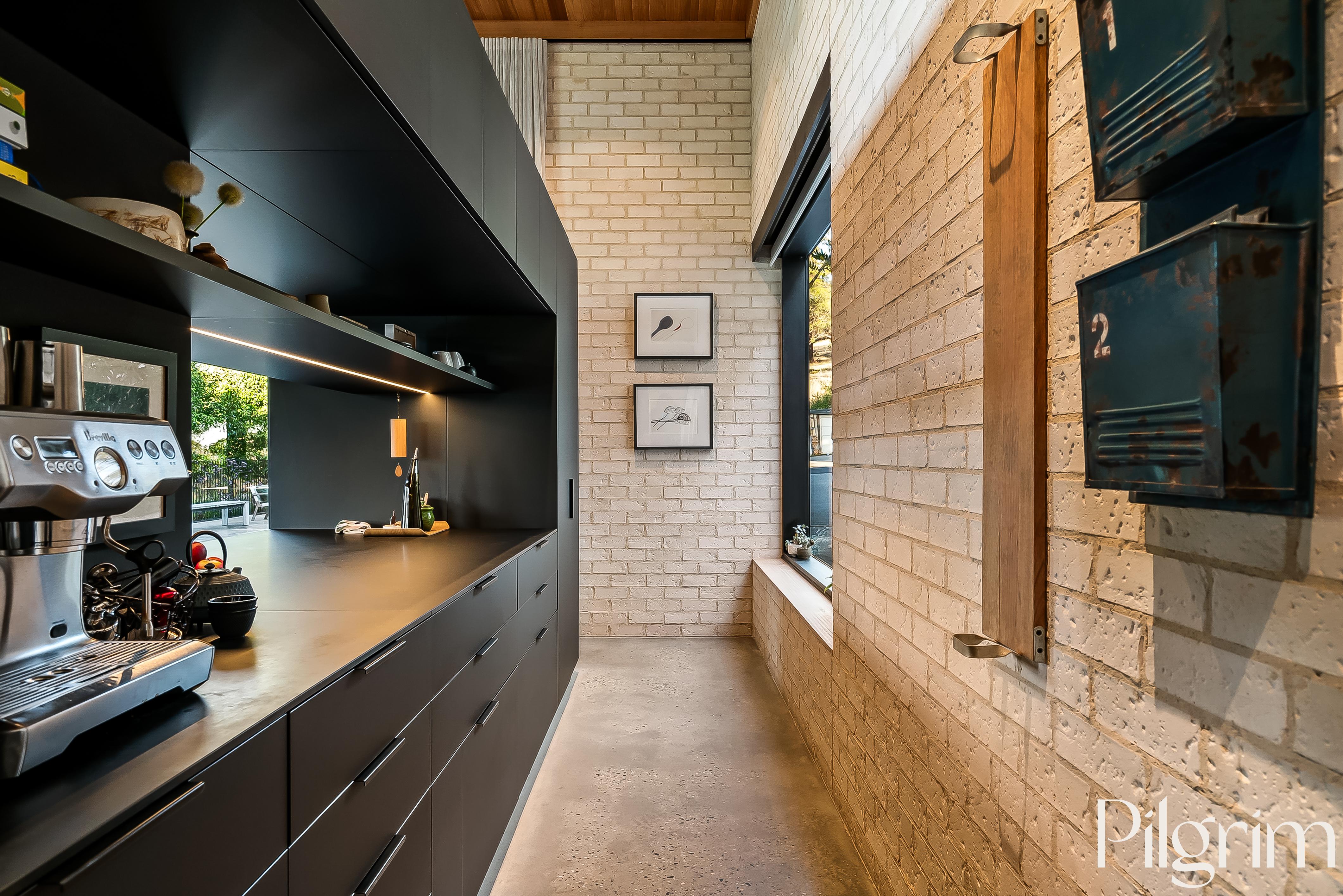 18 Hillside Road, Springfield SA