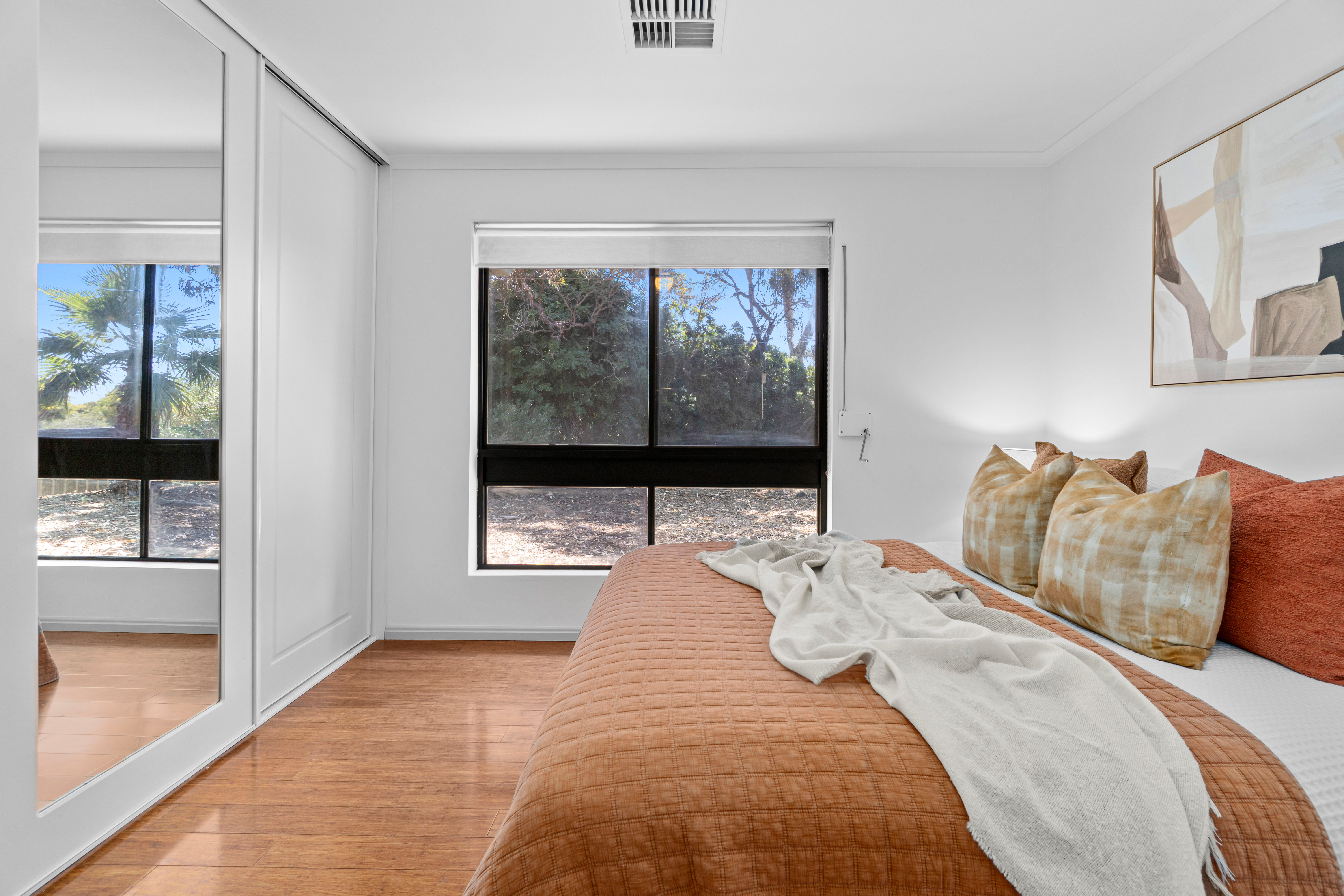 27 Education Road, Happy Valley SA