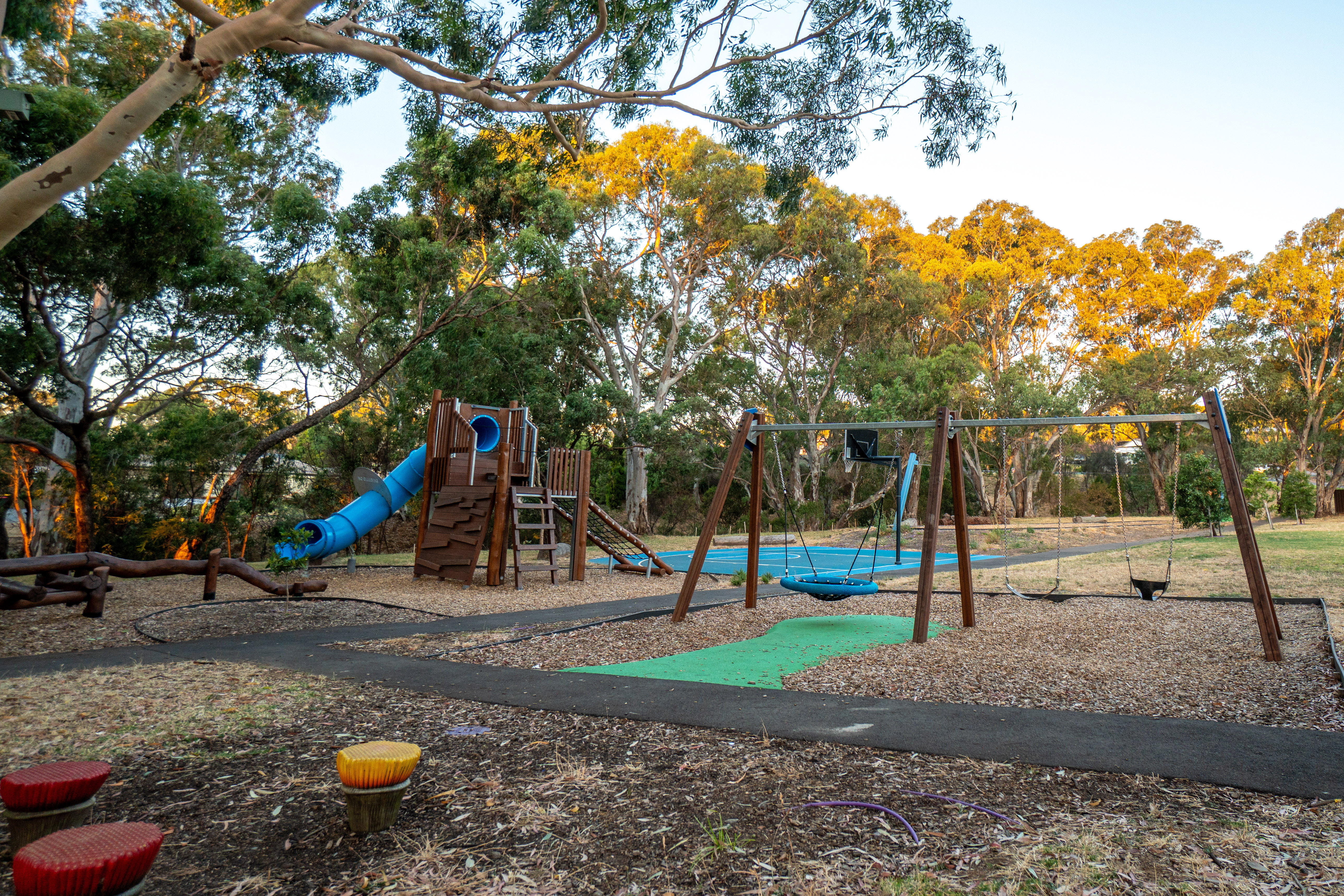 27 Education Road, Happy Valley SA