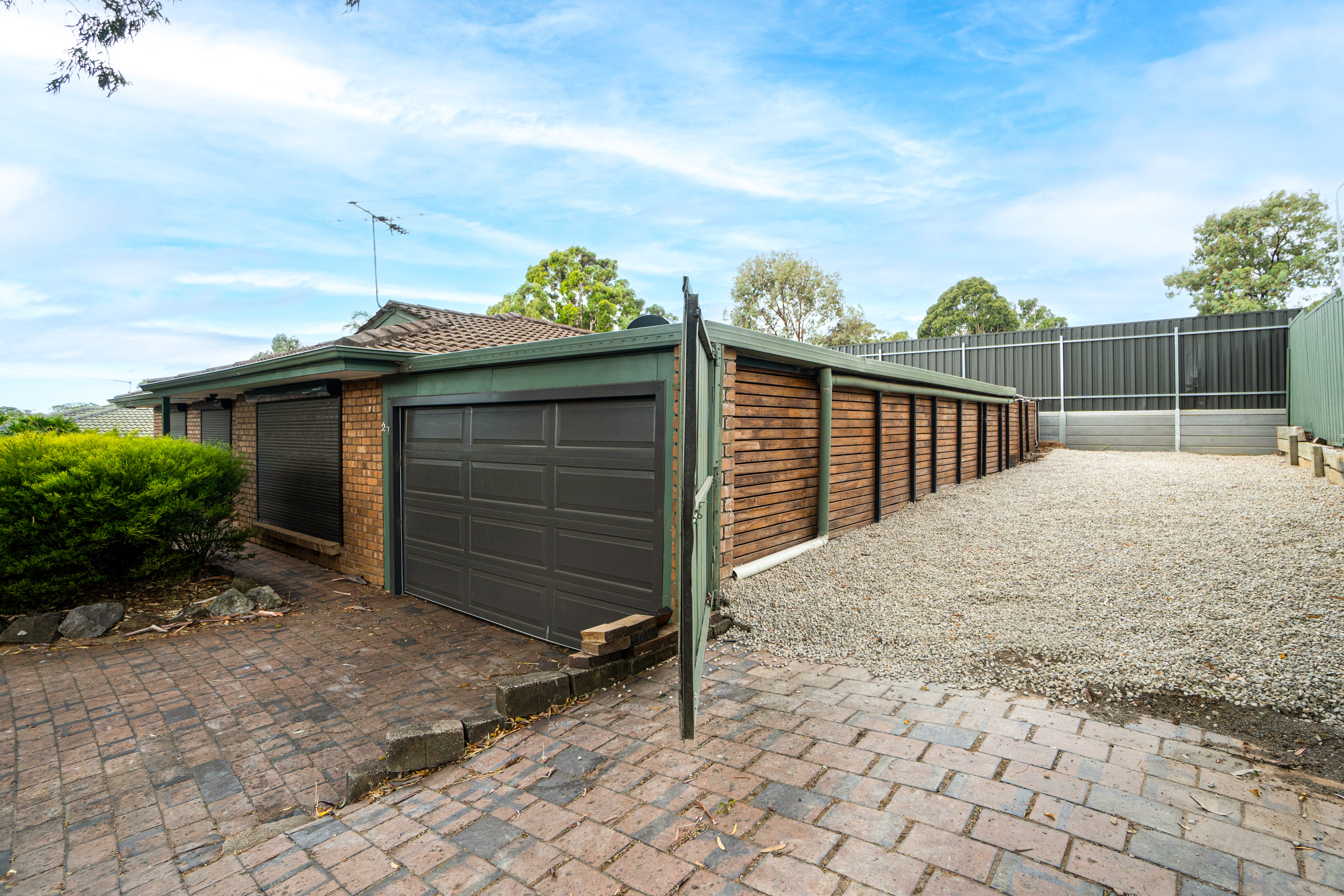 27 Education Road, Happy Valley SA