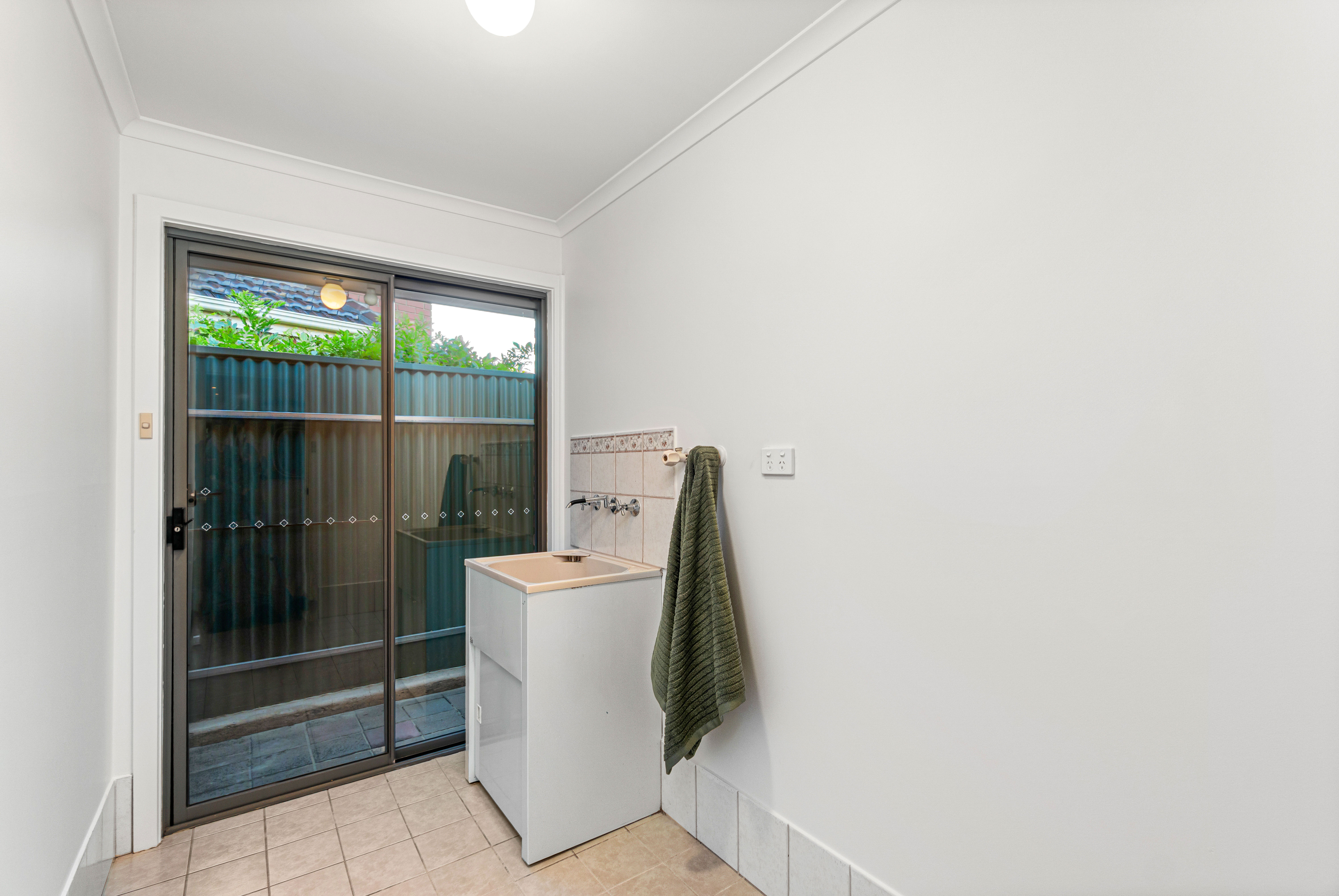 5 Buckingham Court, Windsor Gardens SA