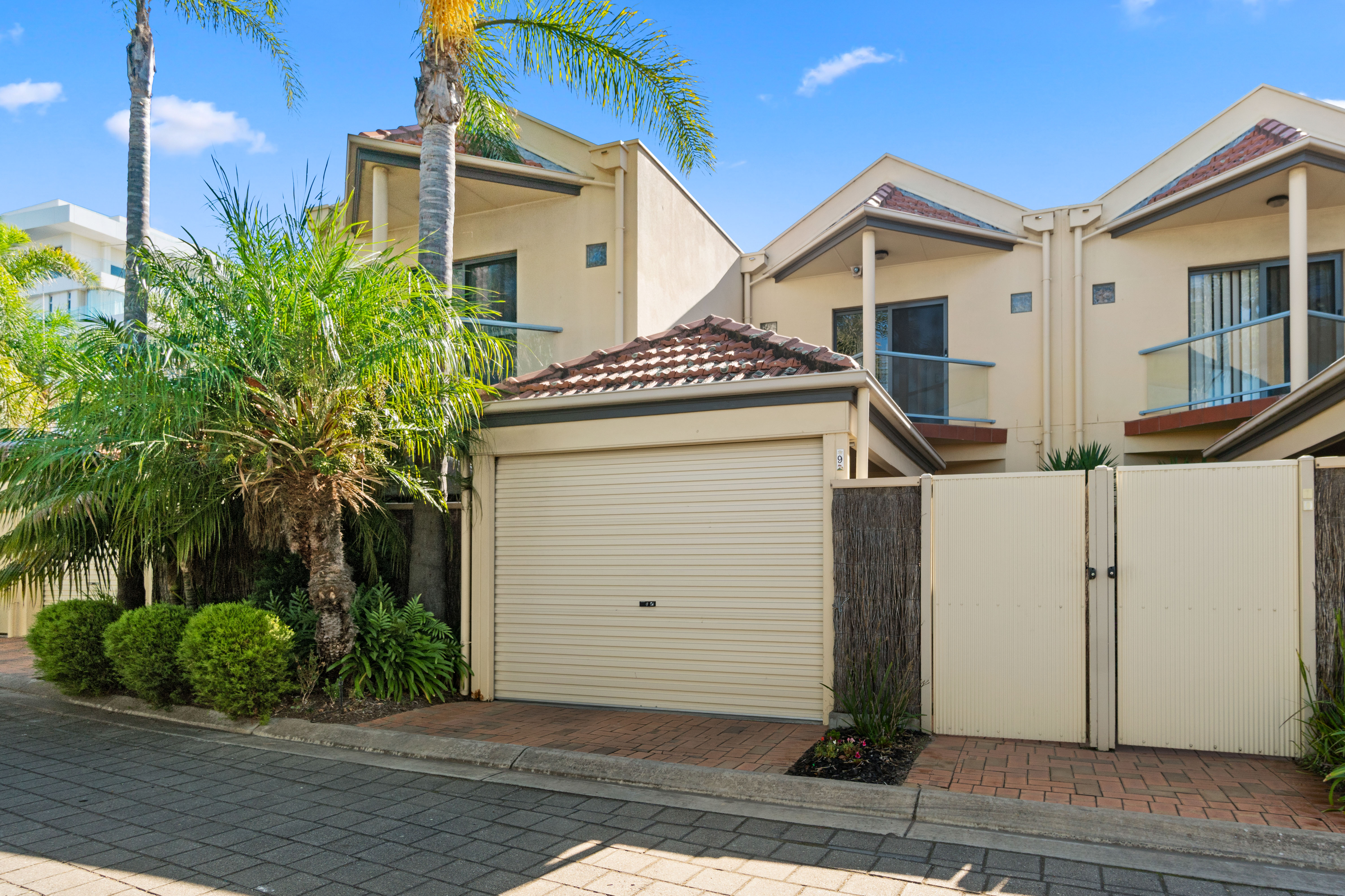 9/157 Brebner Drive, West Lakes SA