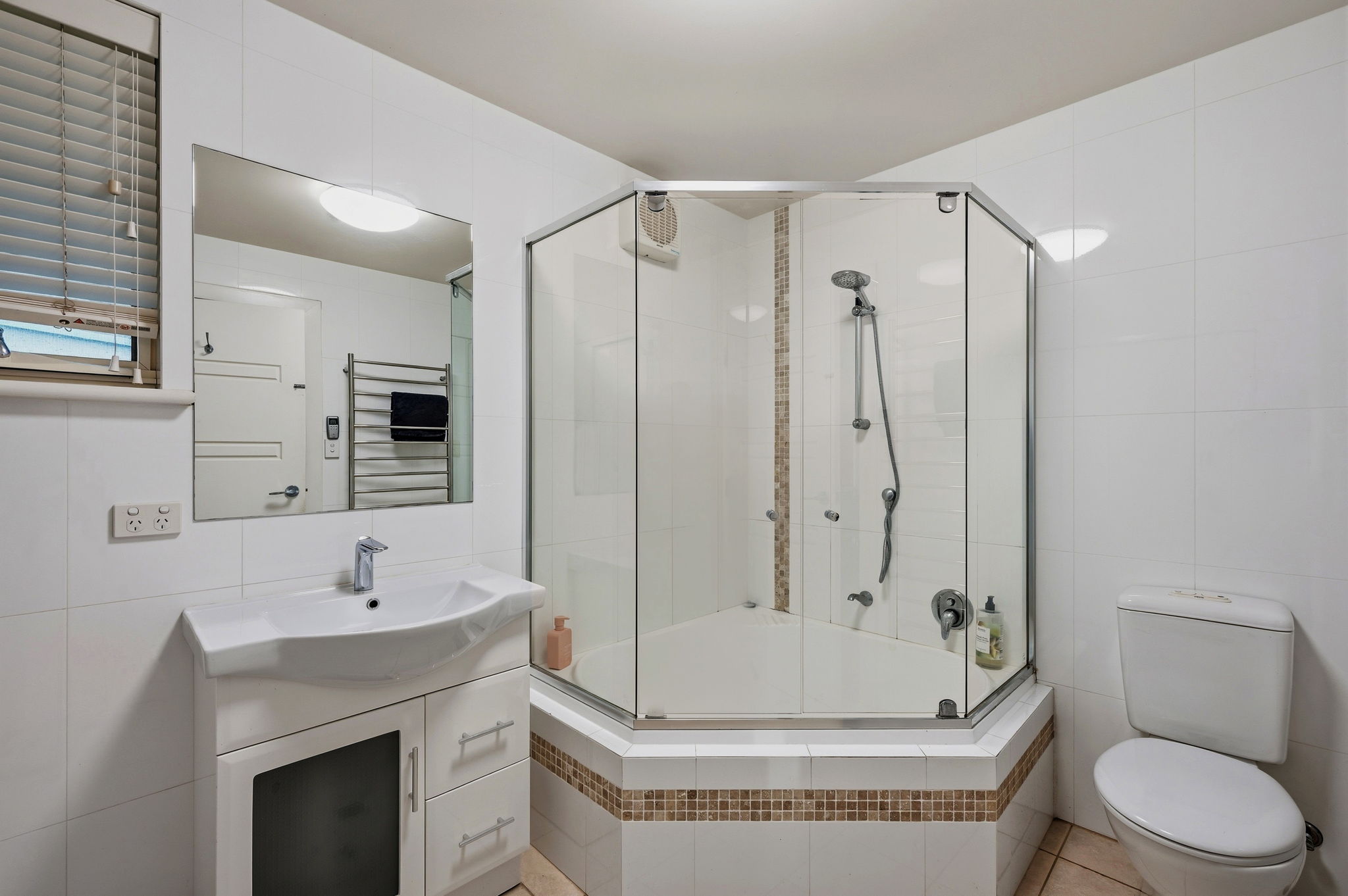1B Lennox Street, Semaphore SA